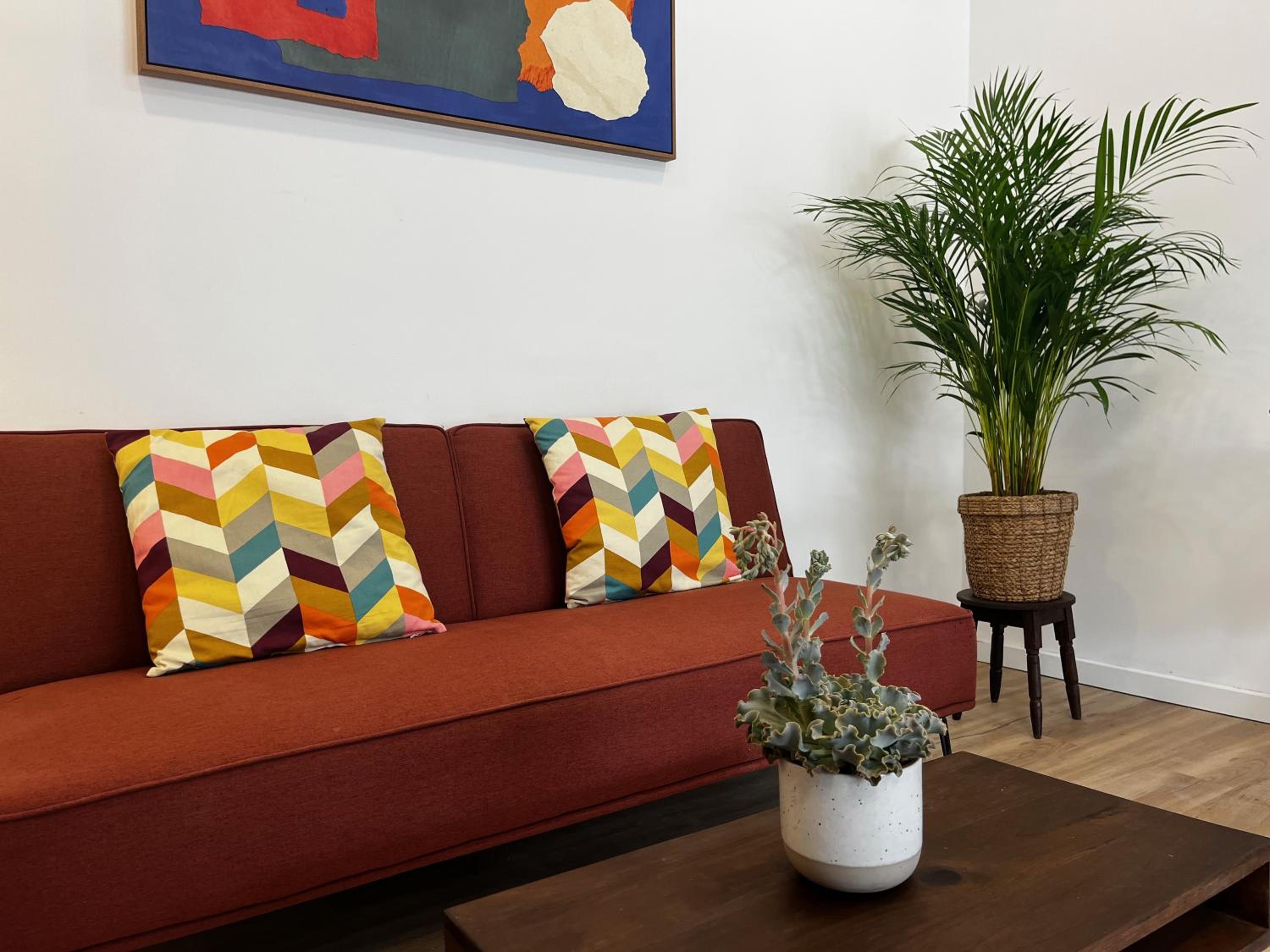One-Bedroom Deluxe Apartment