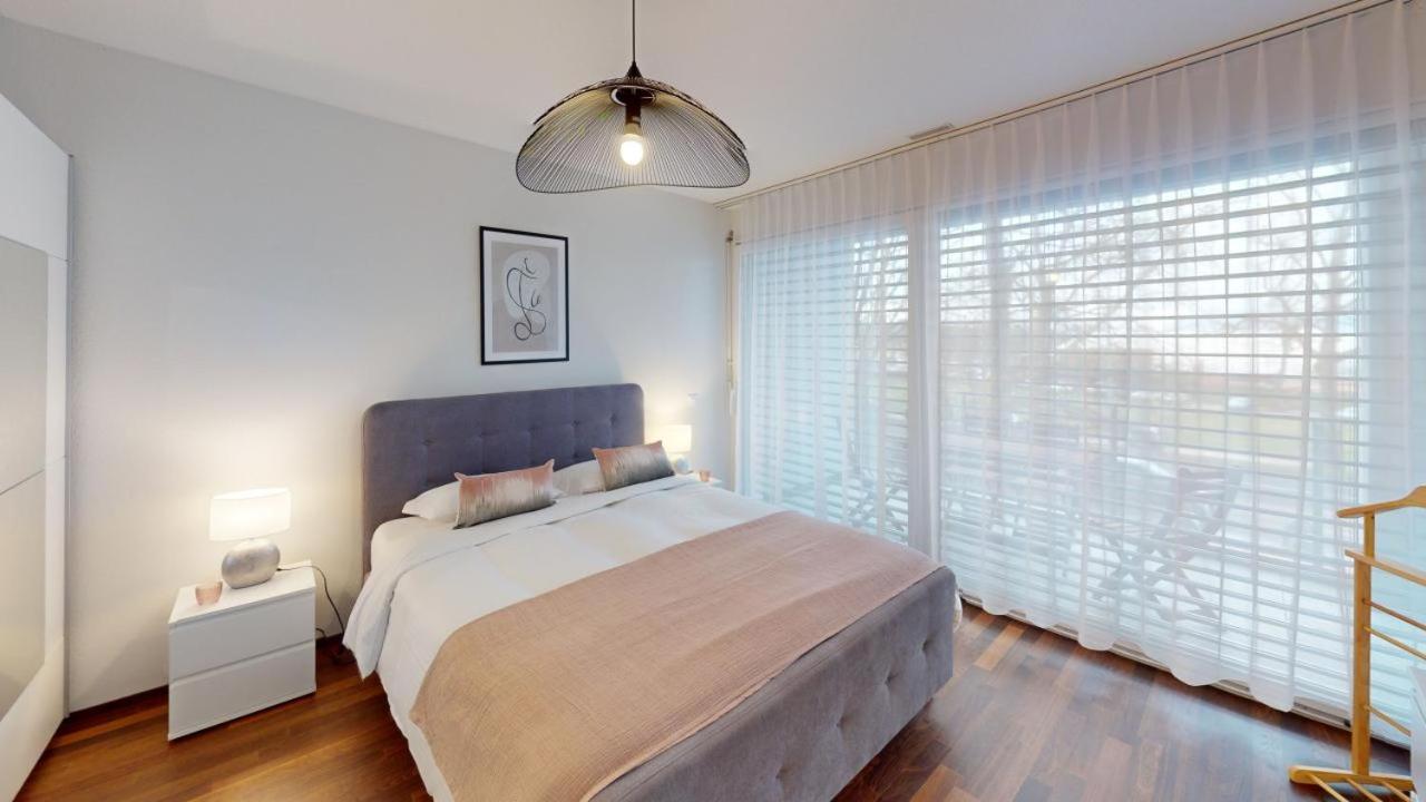 Three-Bedroom Apartment with Balcony