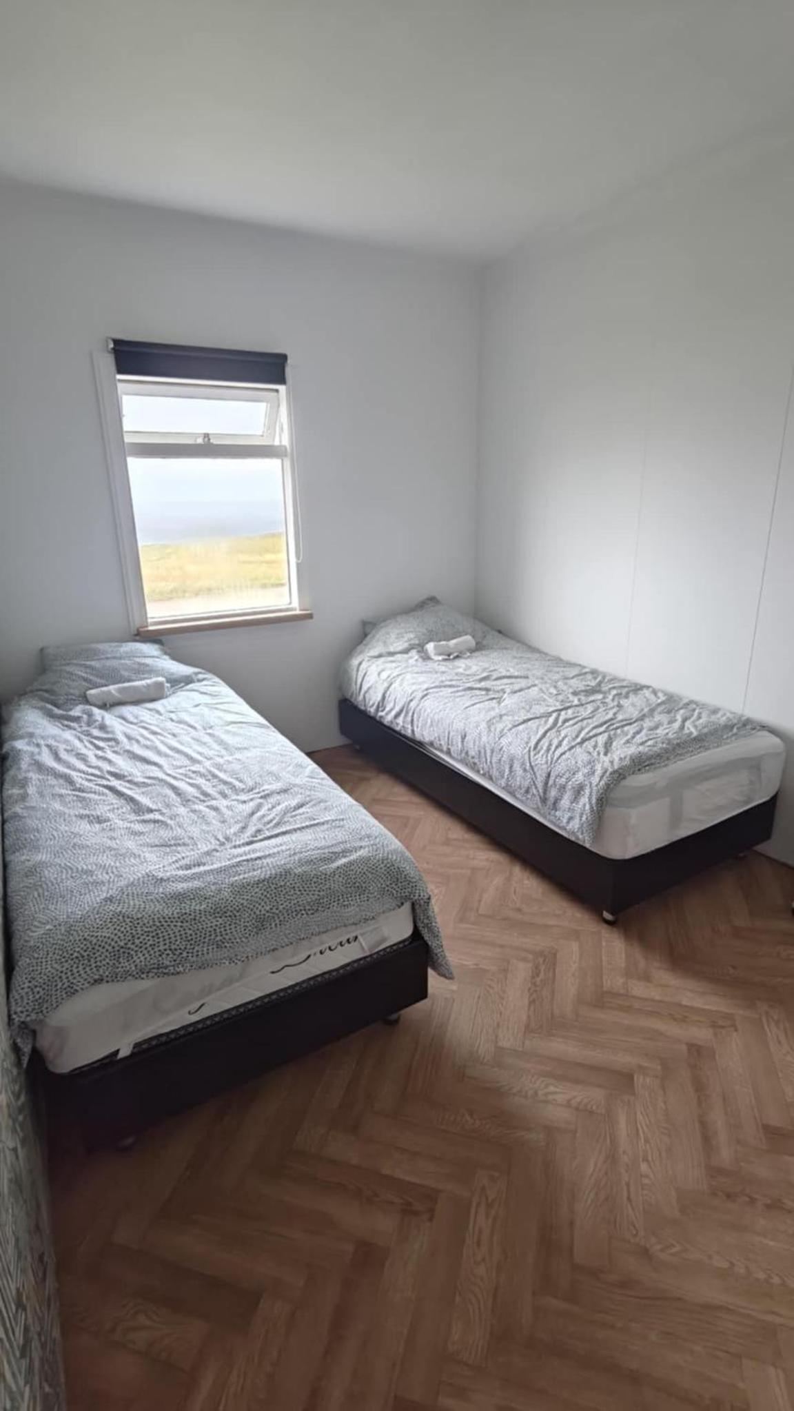 Double Room with Shared Bathroom photo 2