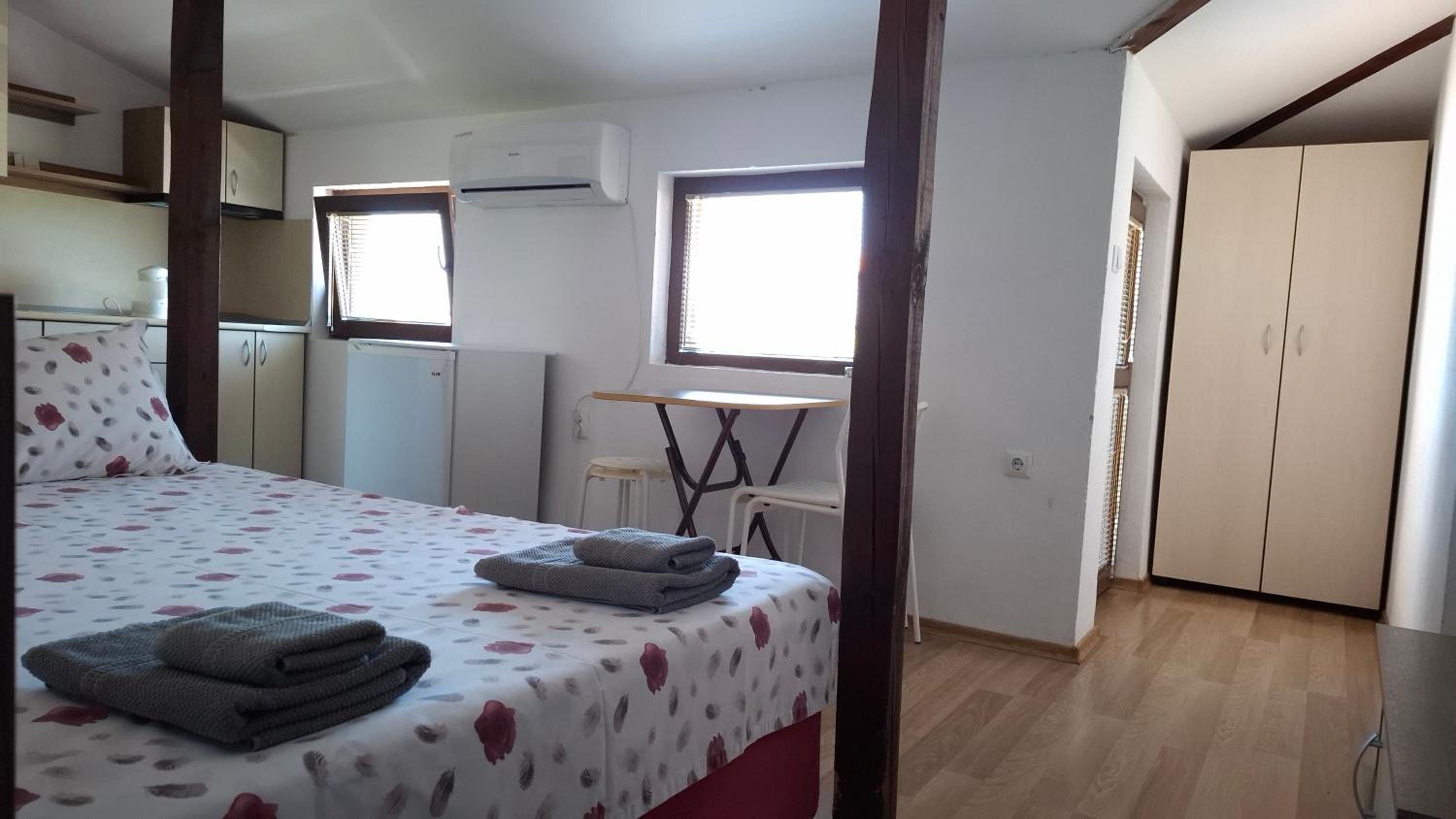 Small Double Room photo 1
