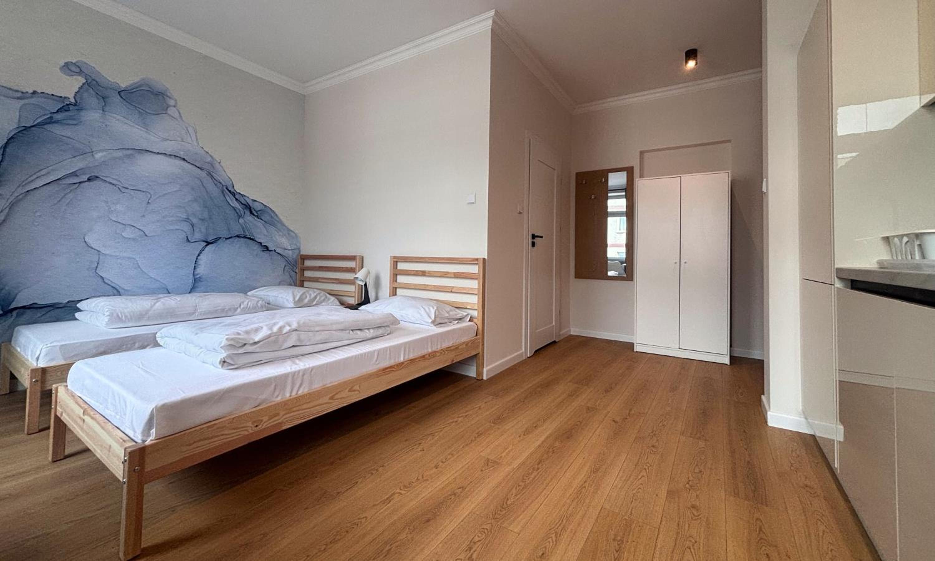Apartment photo 2