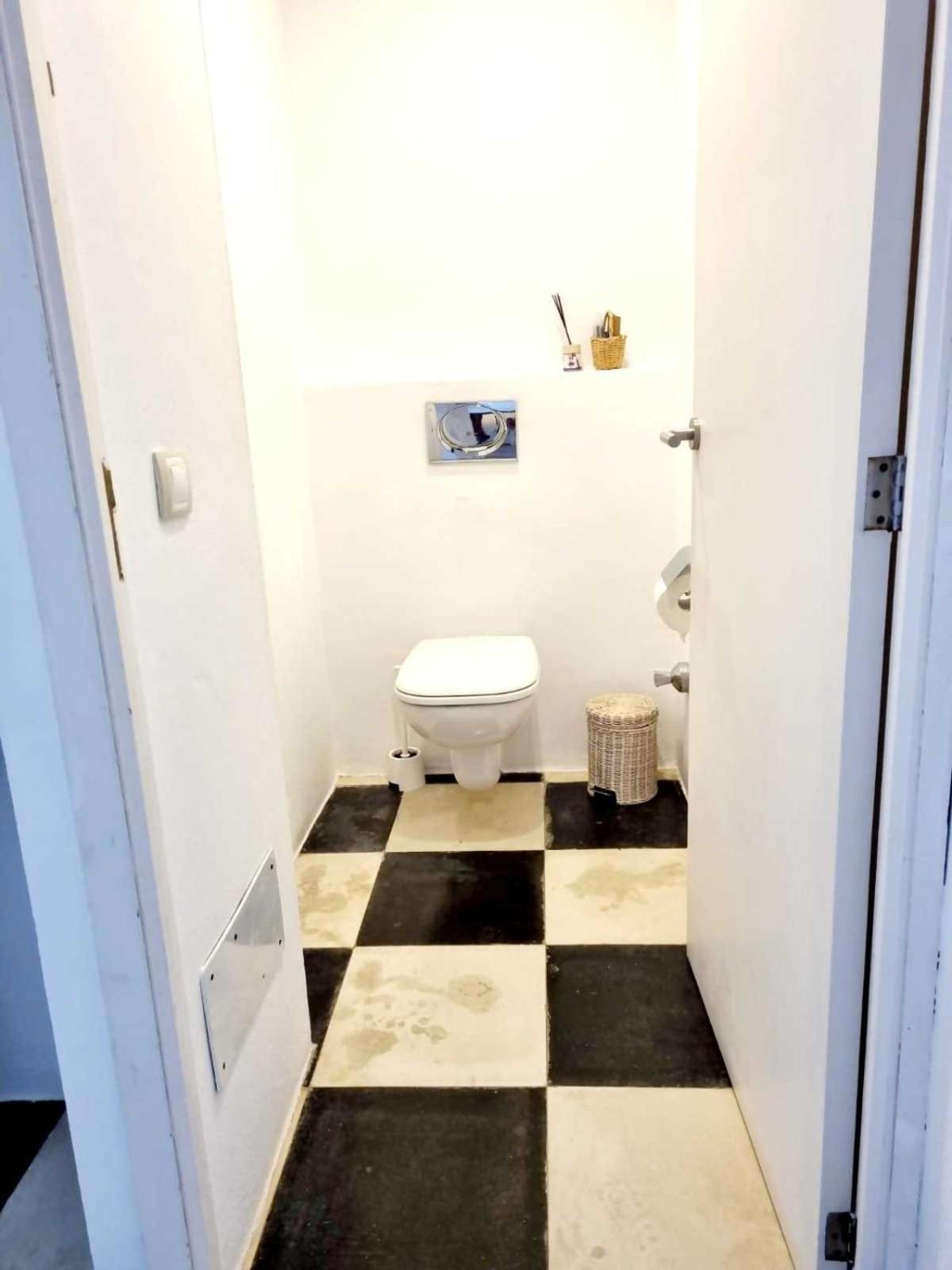 Standard Double Room with Ensuite Bathroom photo 3