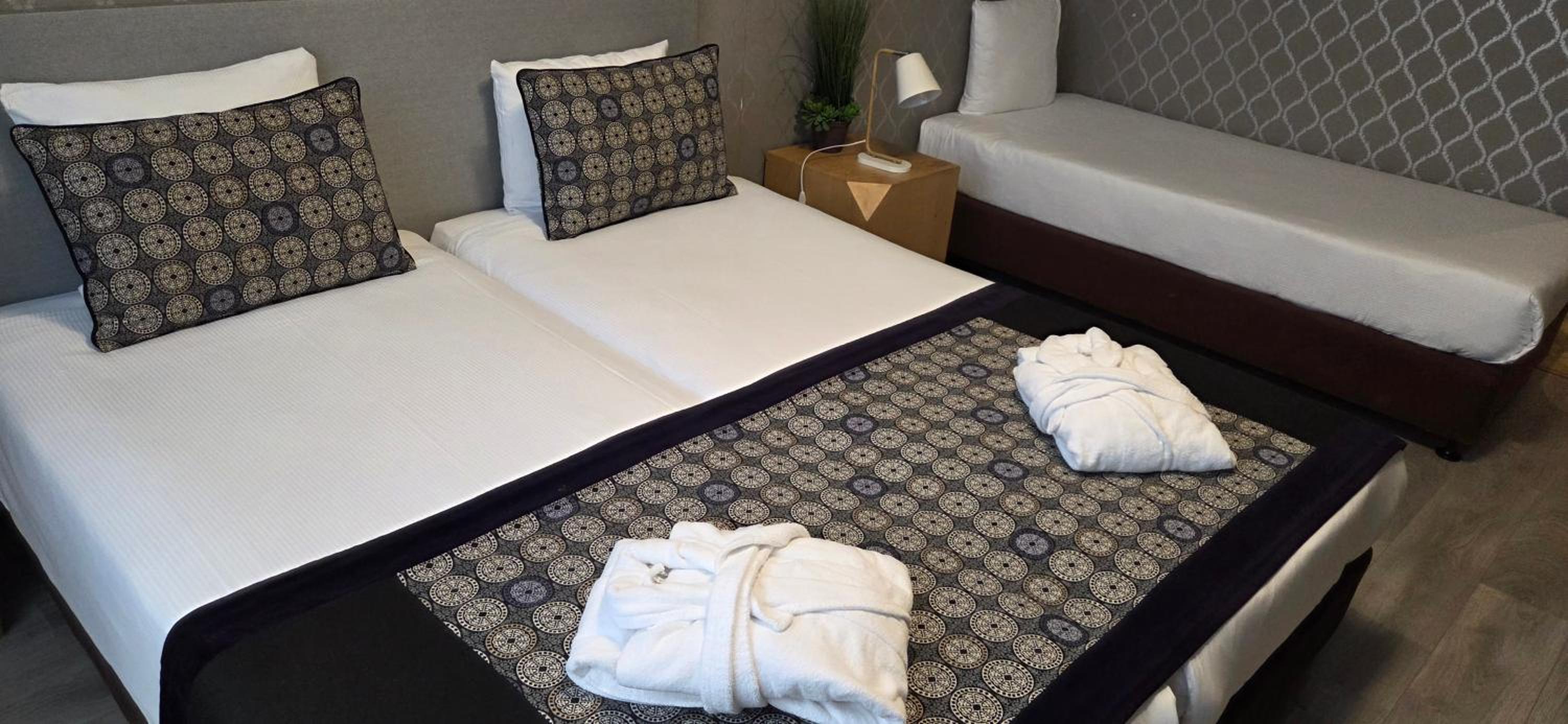 Executive Triple Room - Photo 5