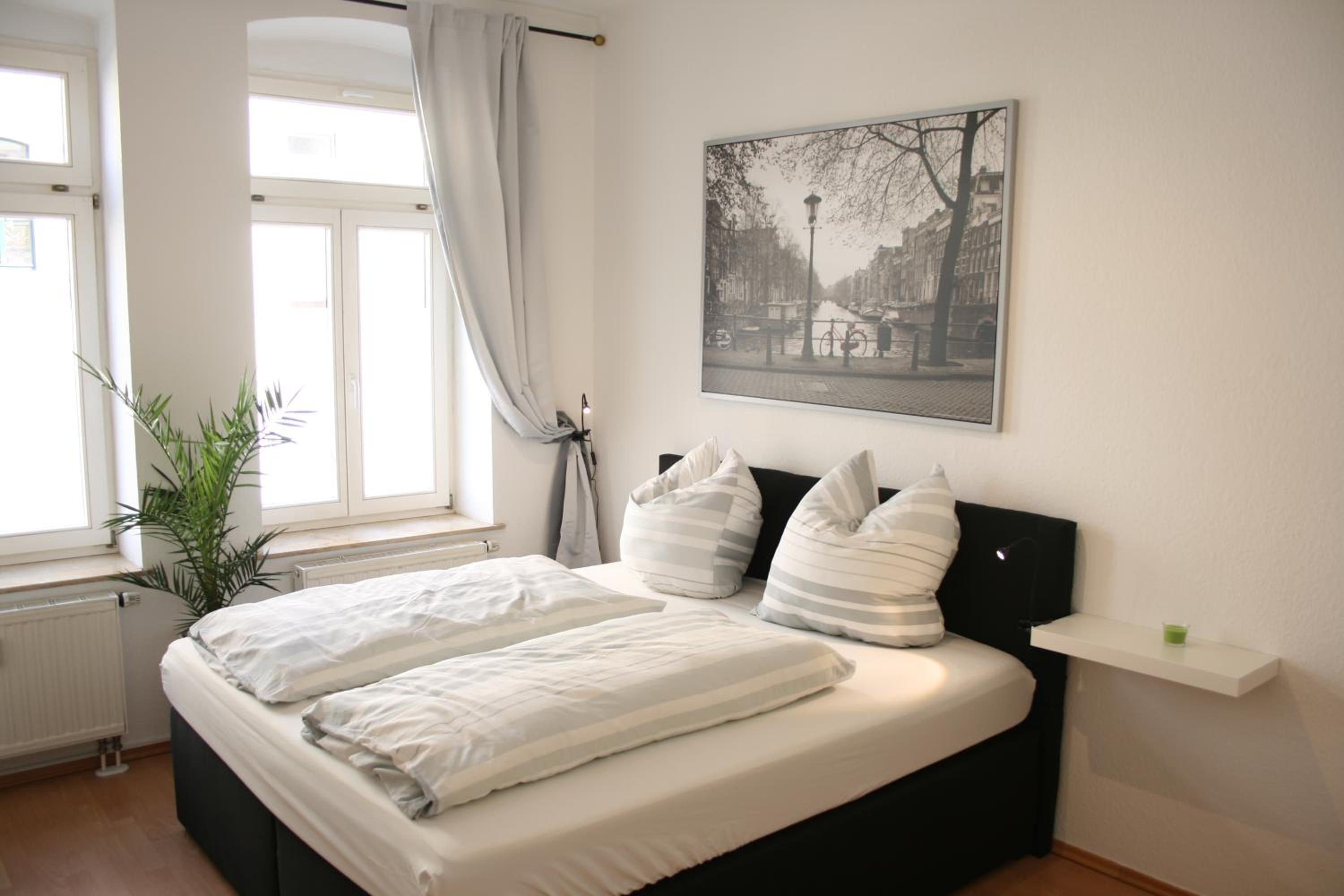 Two-Bedroom Apartment with Balcony photo 1