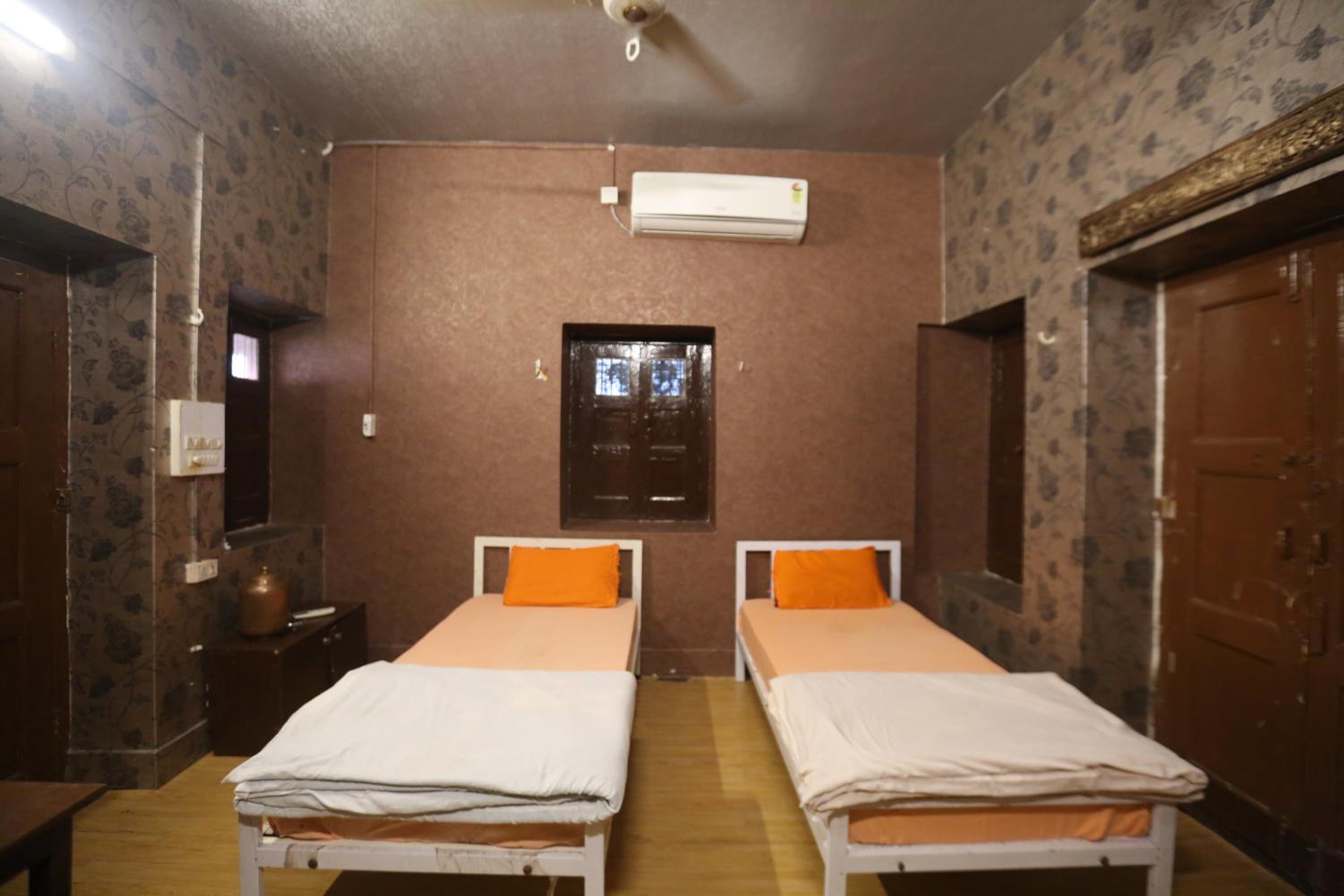 Triple Room with Mountain View