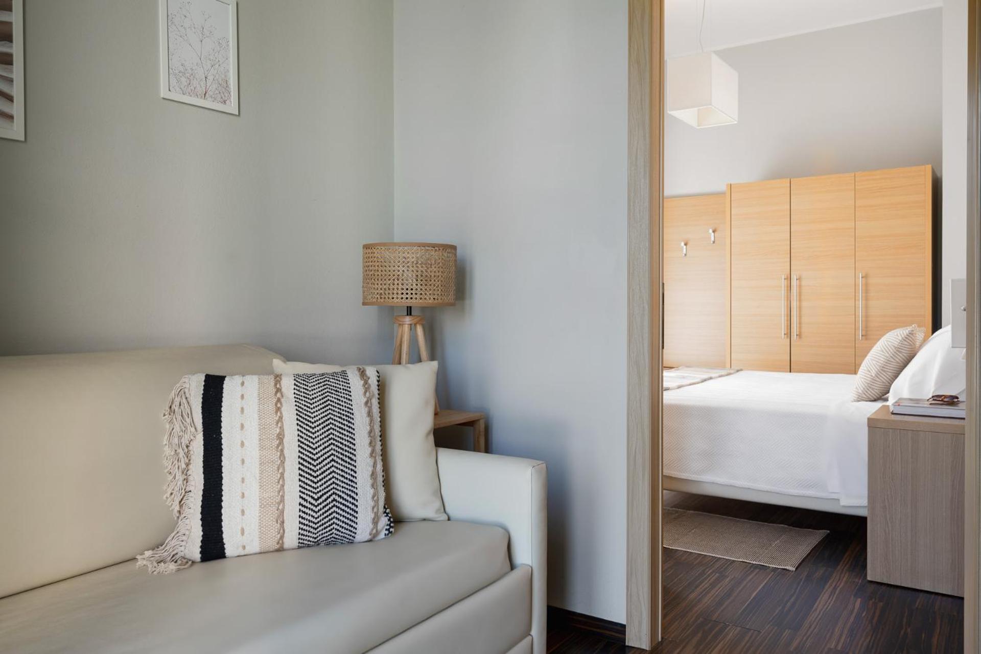 Deluxe Double Room with Balcony and Sea View