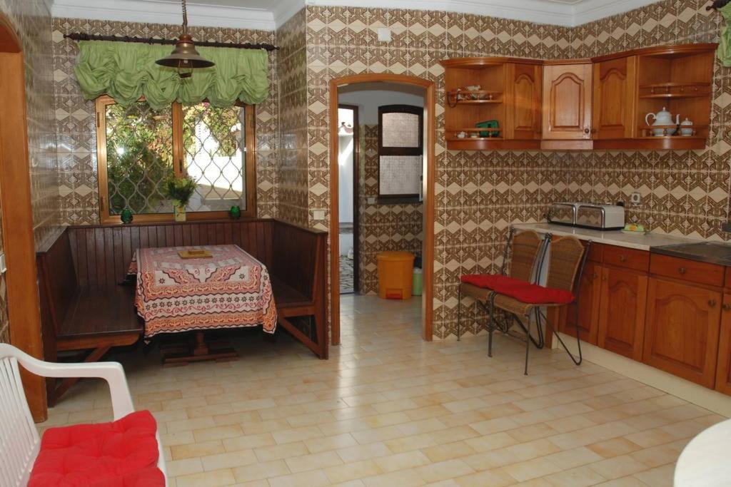 Villa with Private Pool - Photo 18