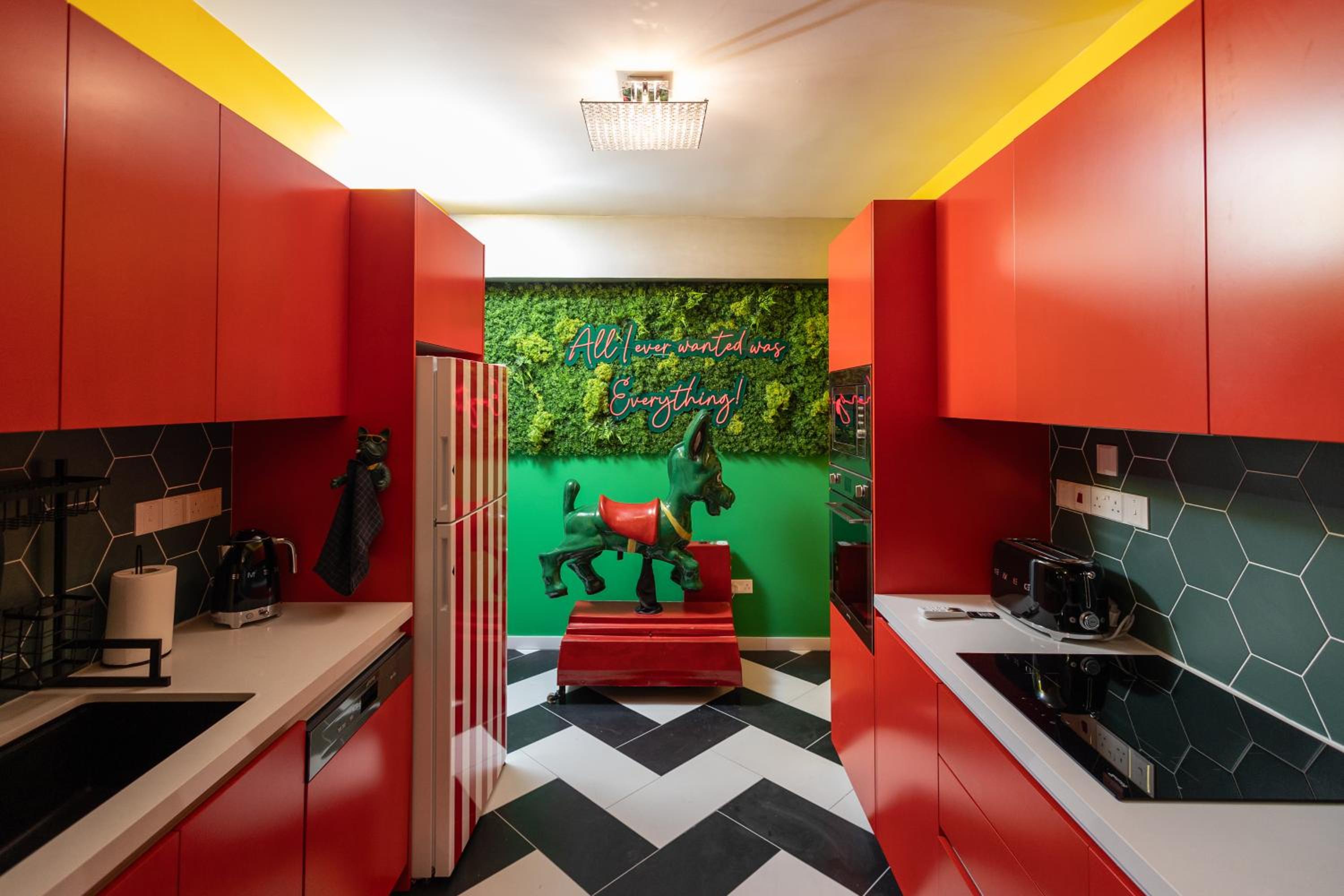 Three-Bedroom Apartment FUN LAND A106