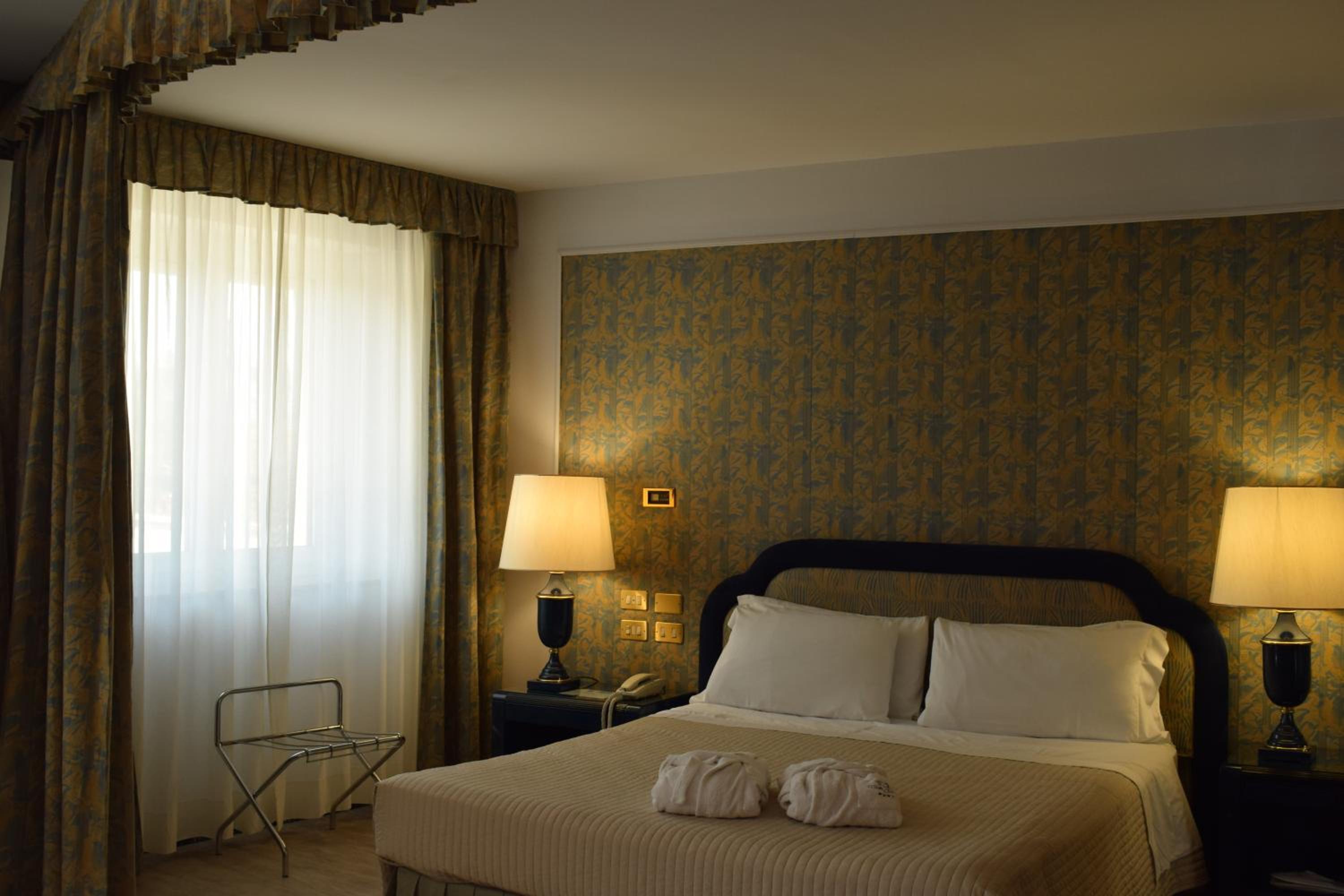 Executive Suite with Sea View