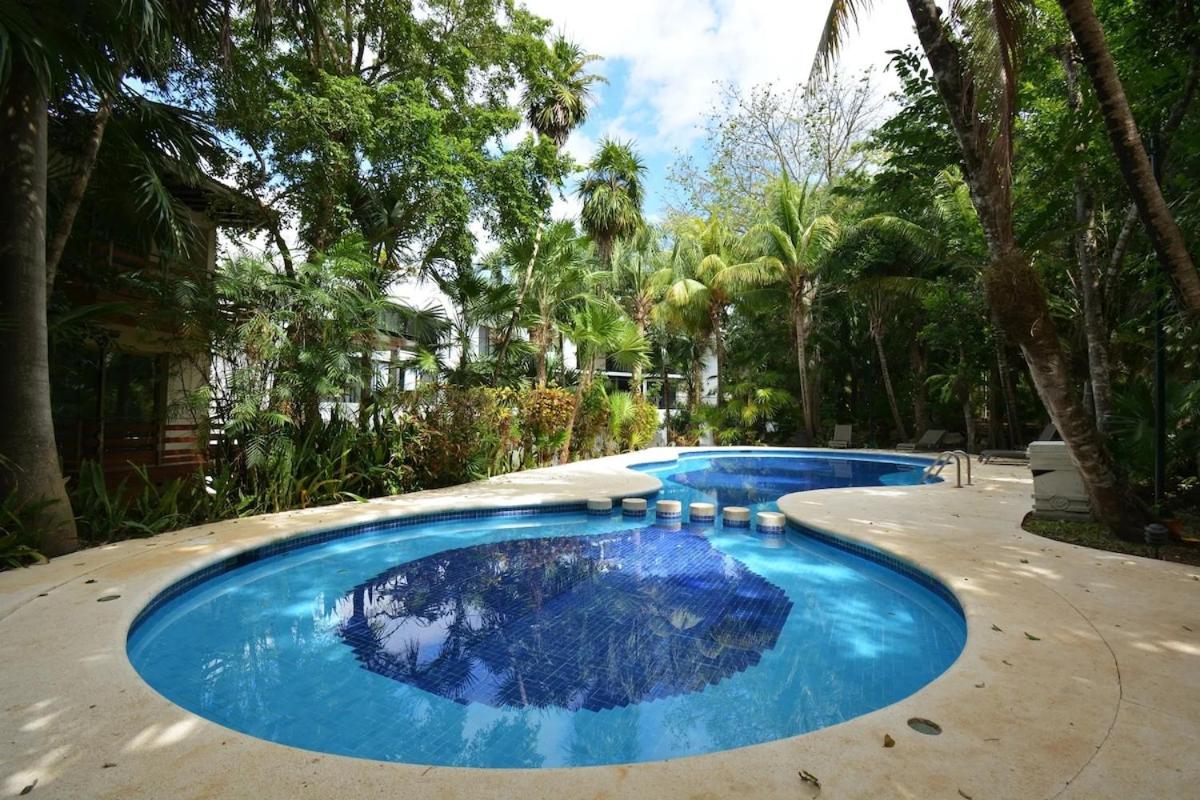 Villa photo 2