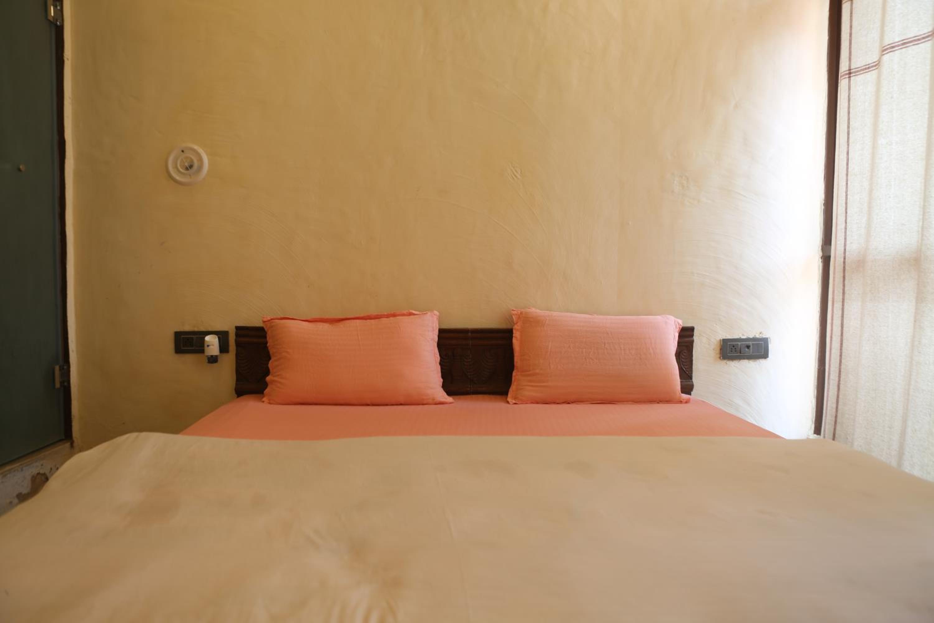 Double Room with Balcony photo 3