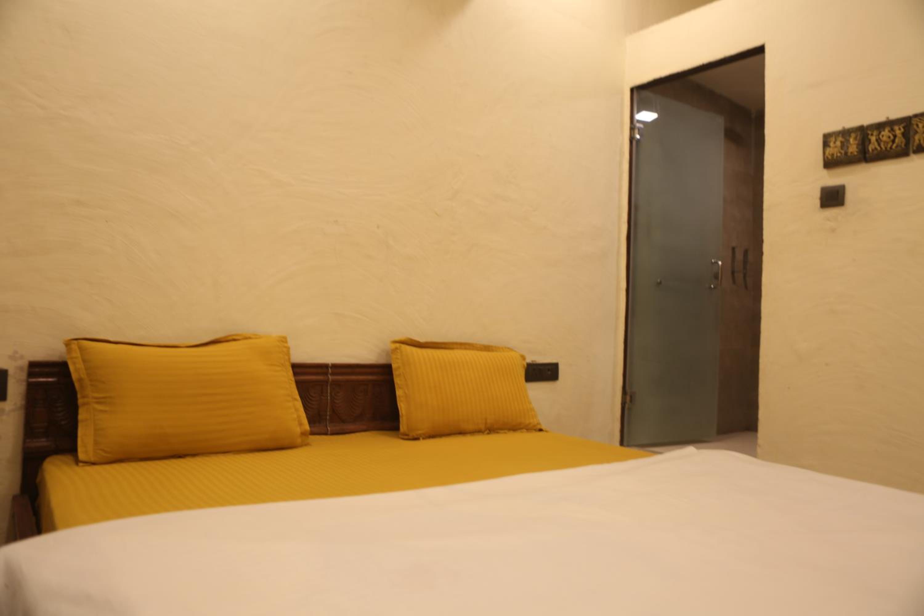 Deluxe Double Room photo 3