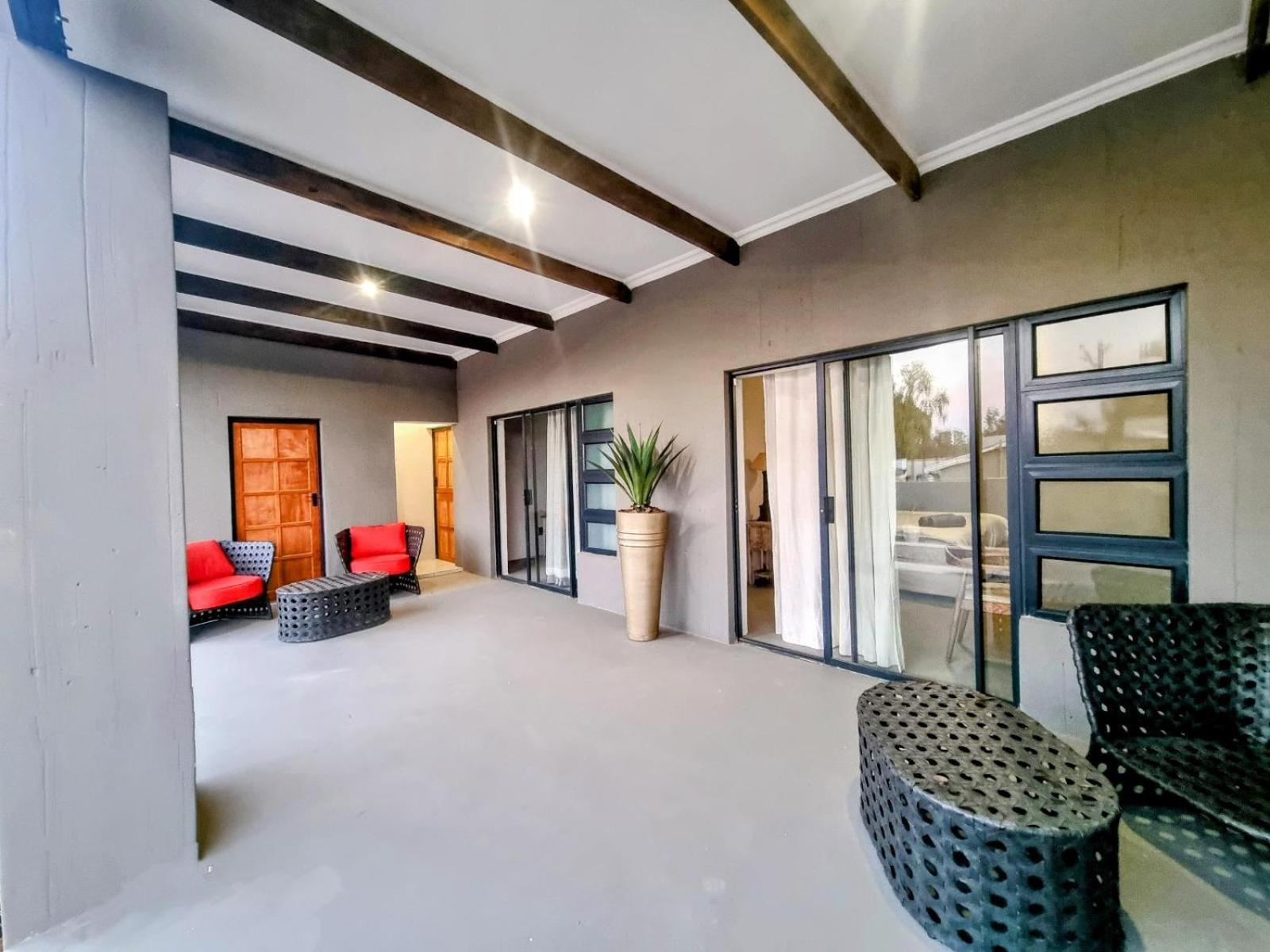 Double Room with Patio photo 1
