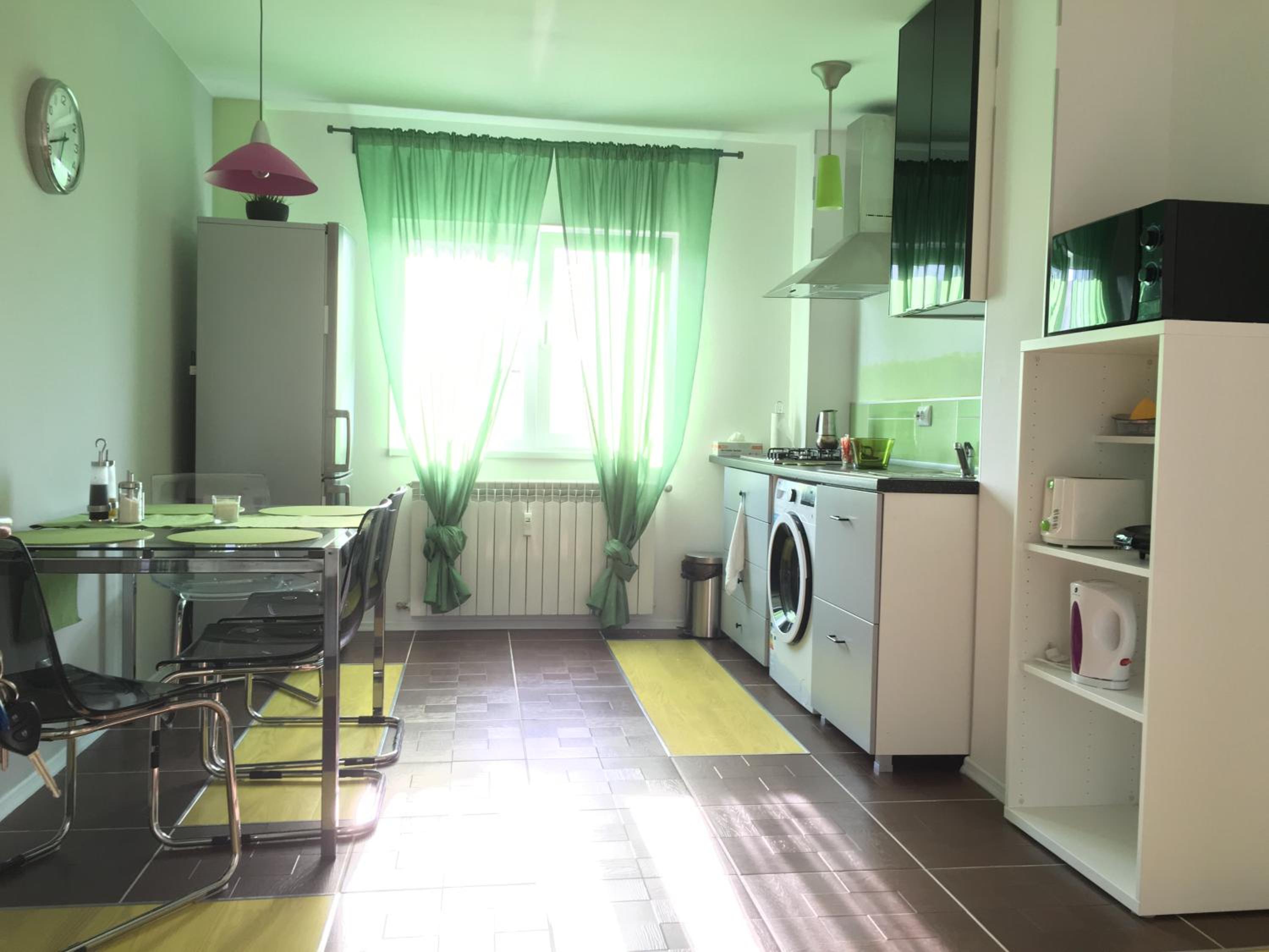 Two-Bedroom Apartment - Photo 38