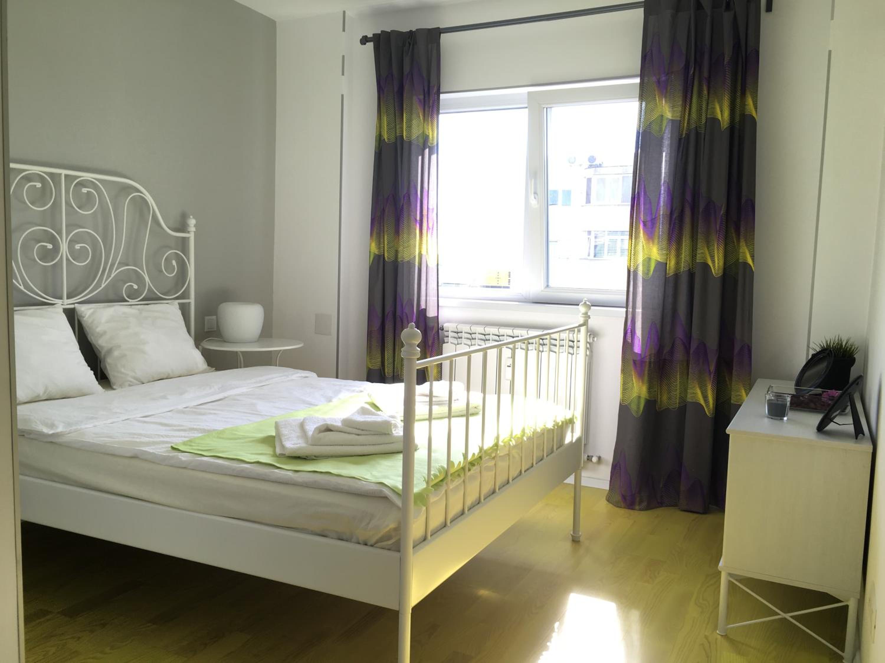Two-Bedroom Apartment - Photo 40