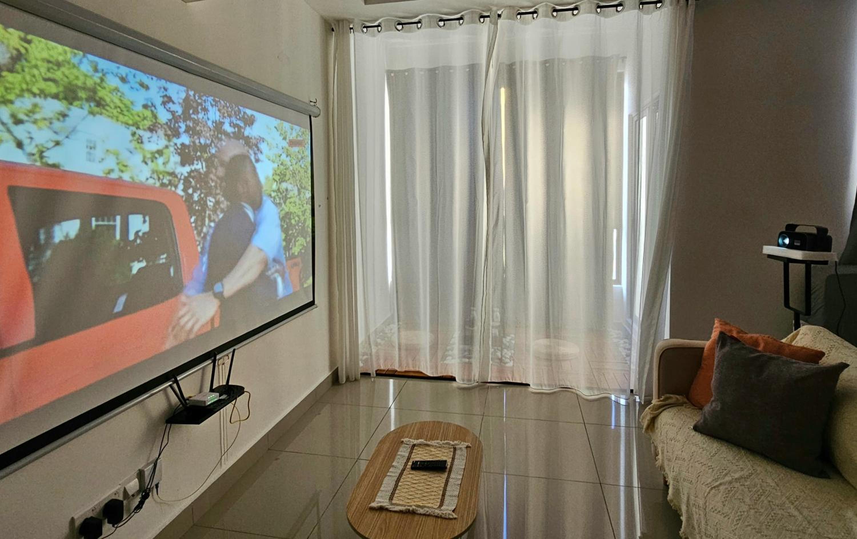Quiet Cozy Studio (1 Queen + 1 Single Bed, Water Purifier and Projector TV screen) photo 1