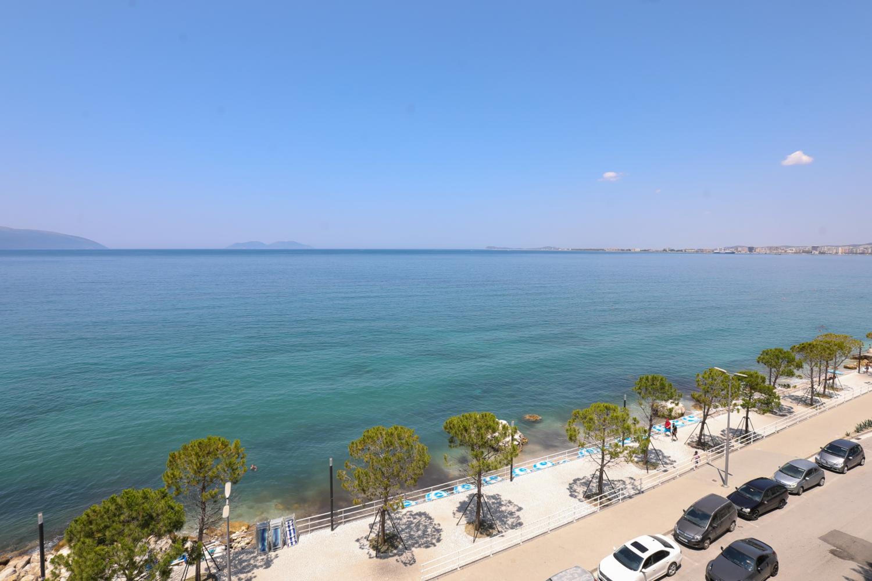Standard Triple Room with Sea View