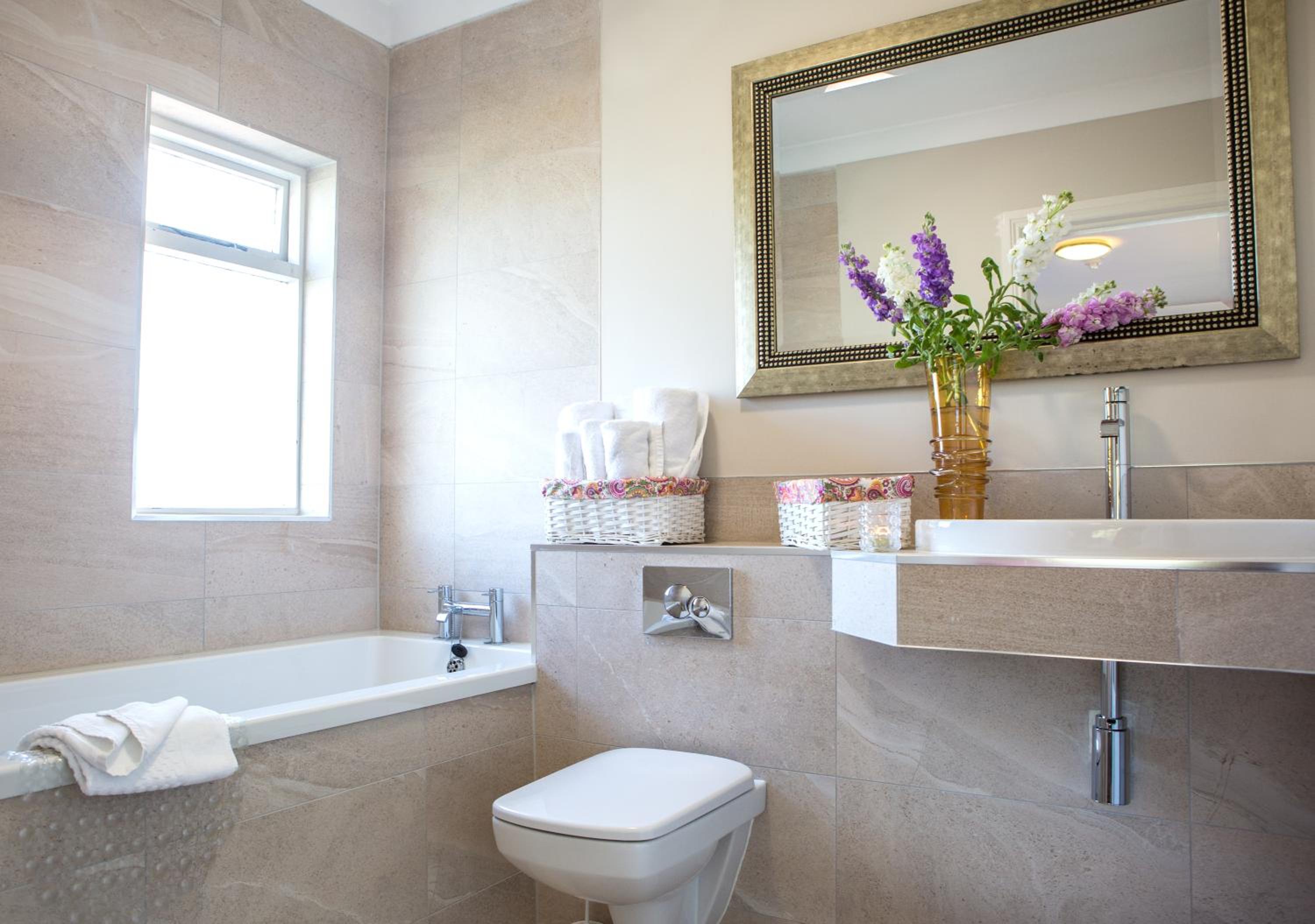 Double or Twin Room with Private Bathroom