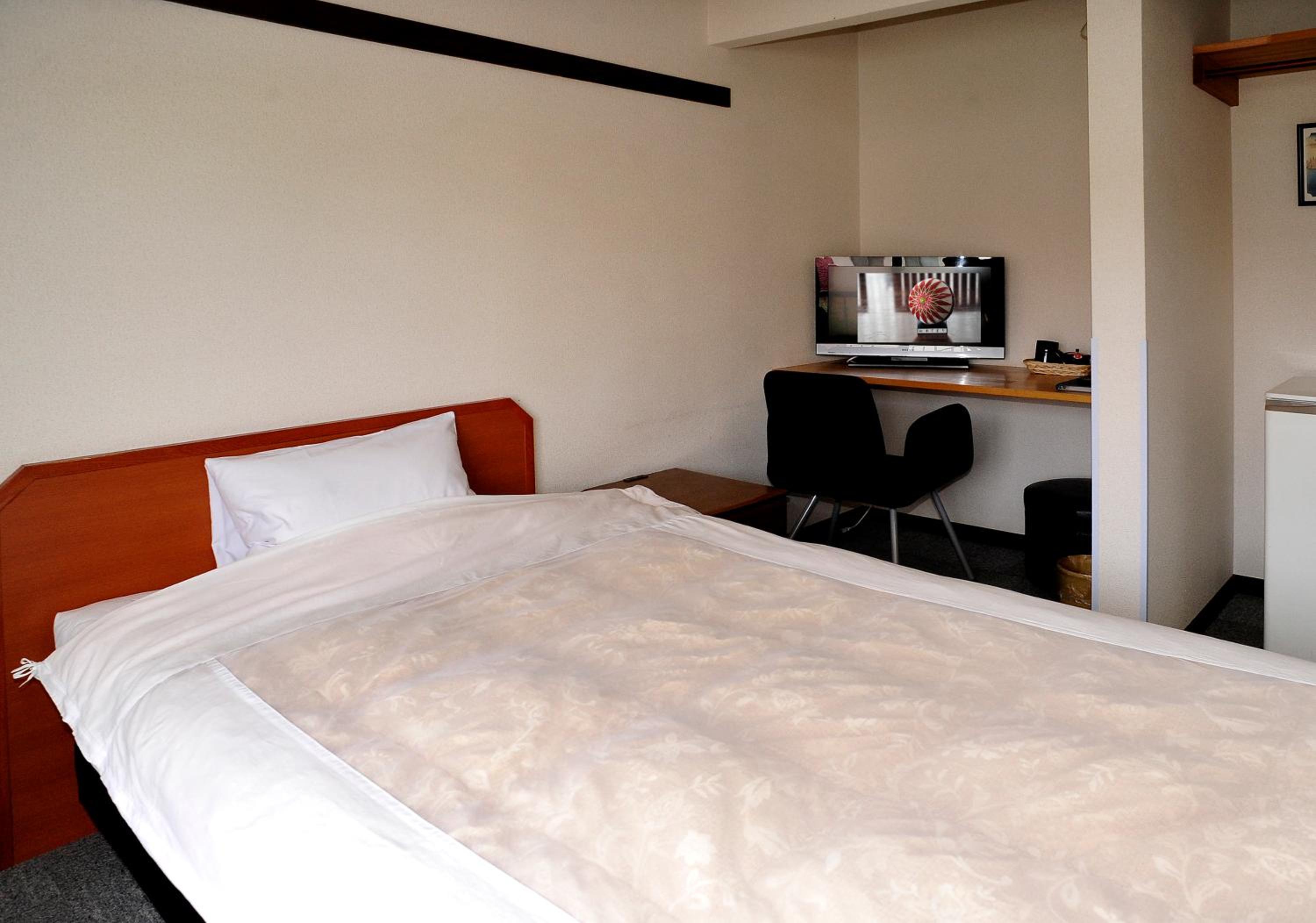 Twin Room - Non-Smoking