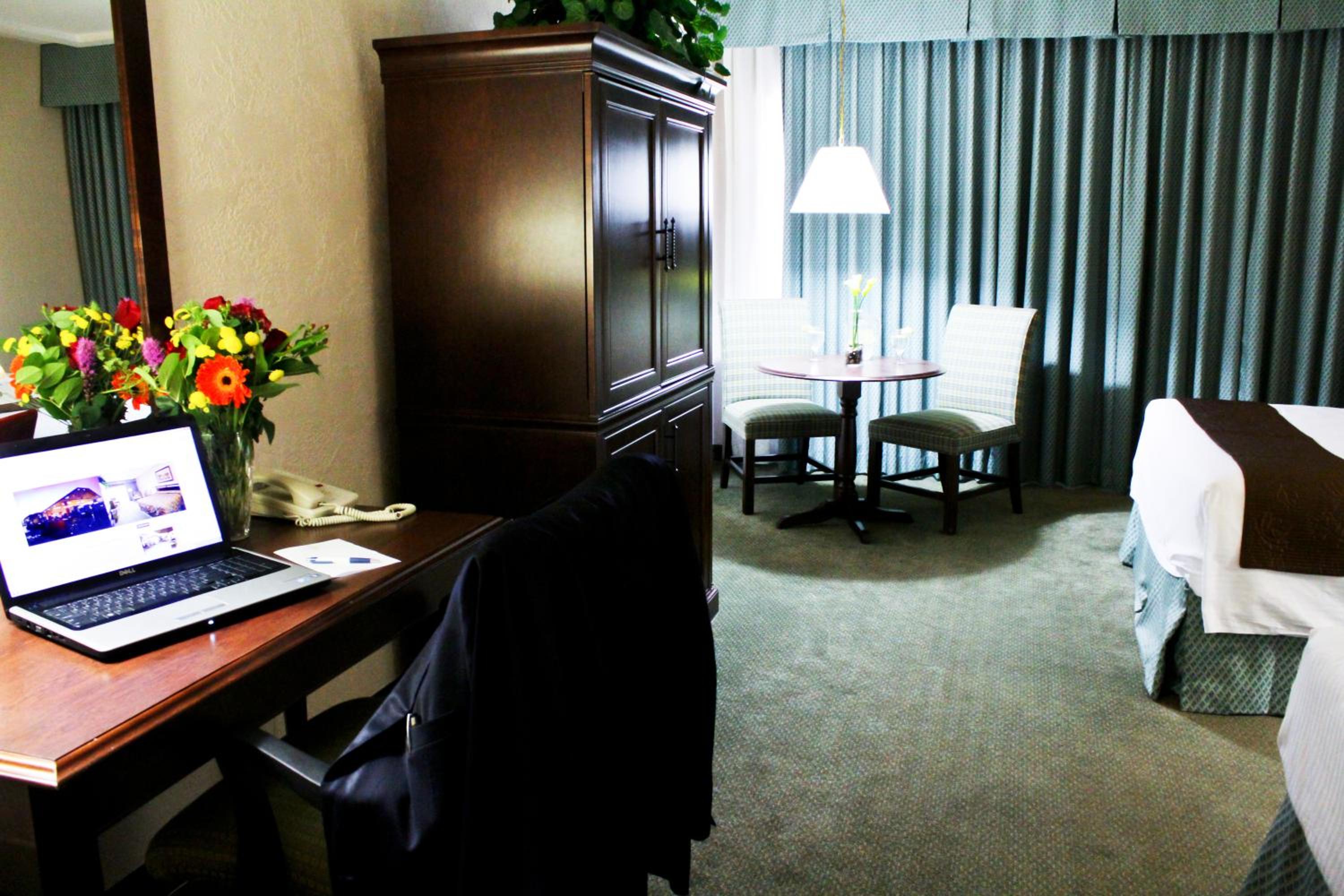 Queen Room with Two Queen Beds - Photo 1