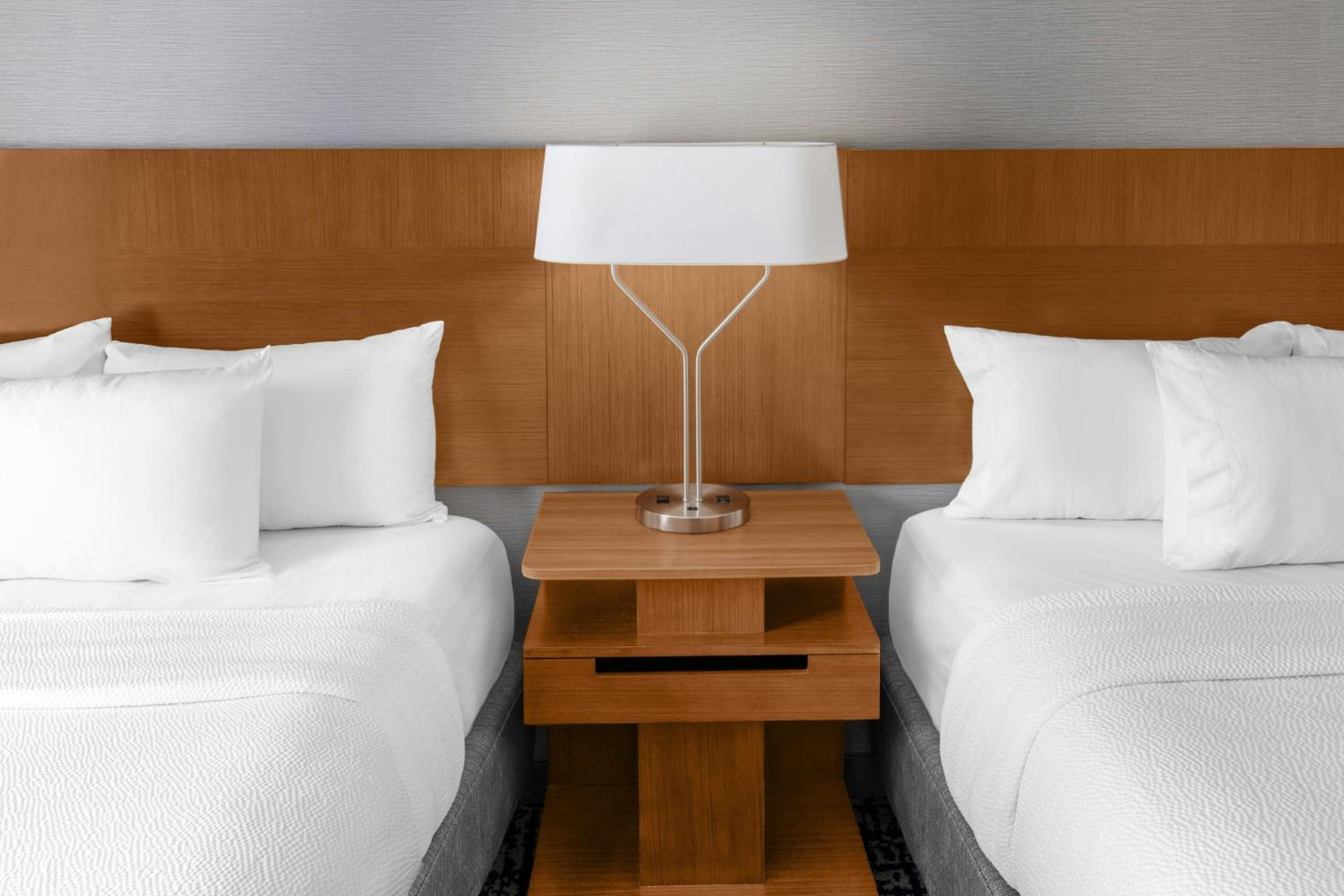 Queen Room with Two Queen Beds - Hearing Accessible photo 2