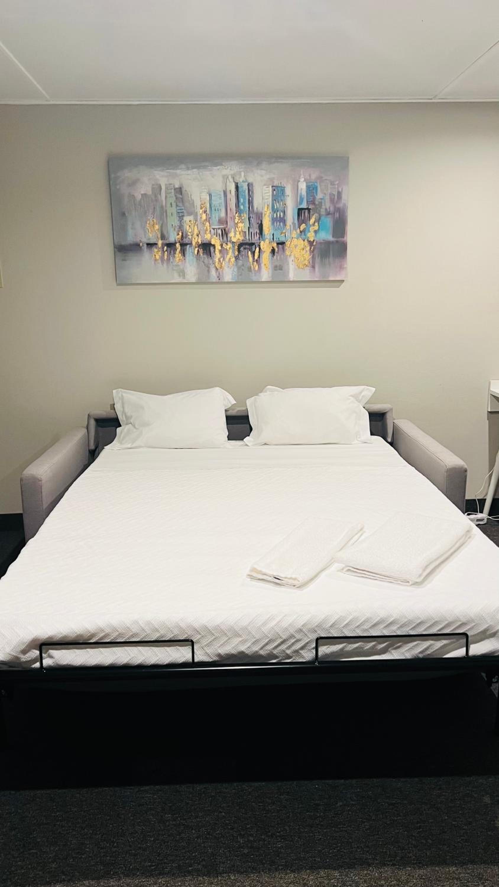 Suite - Photo 6