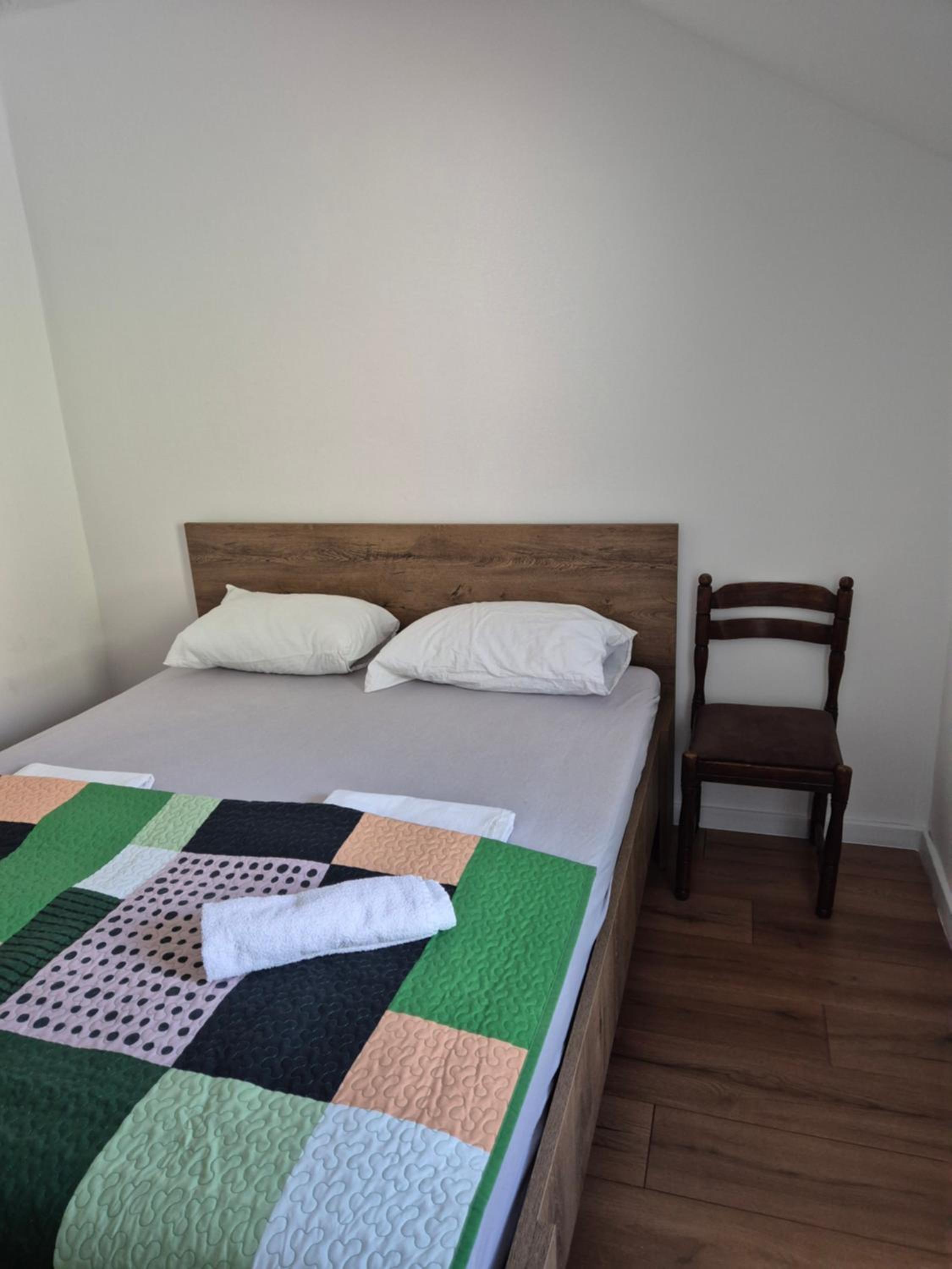 Budget Double Room photo 3
