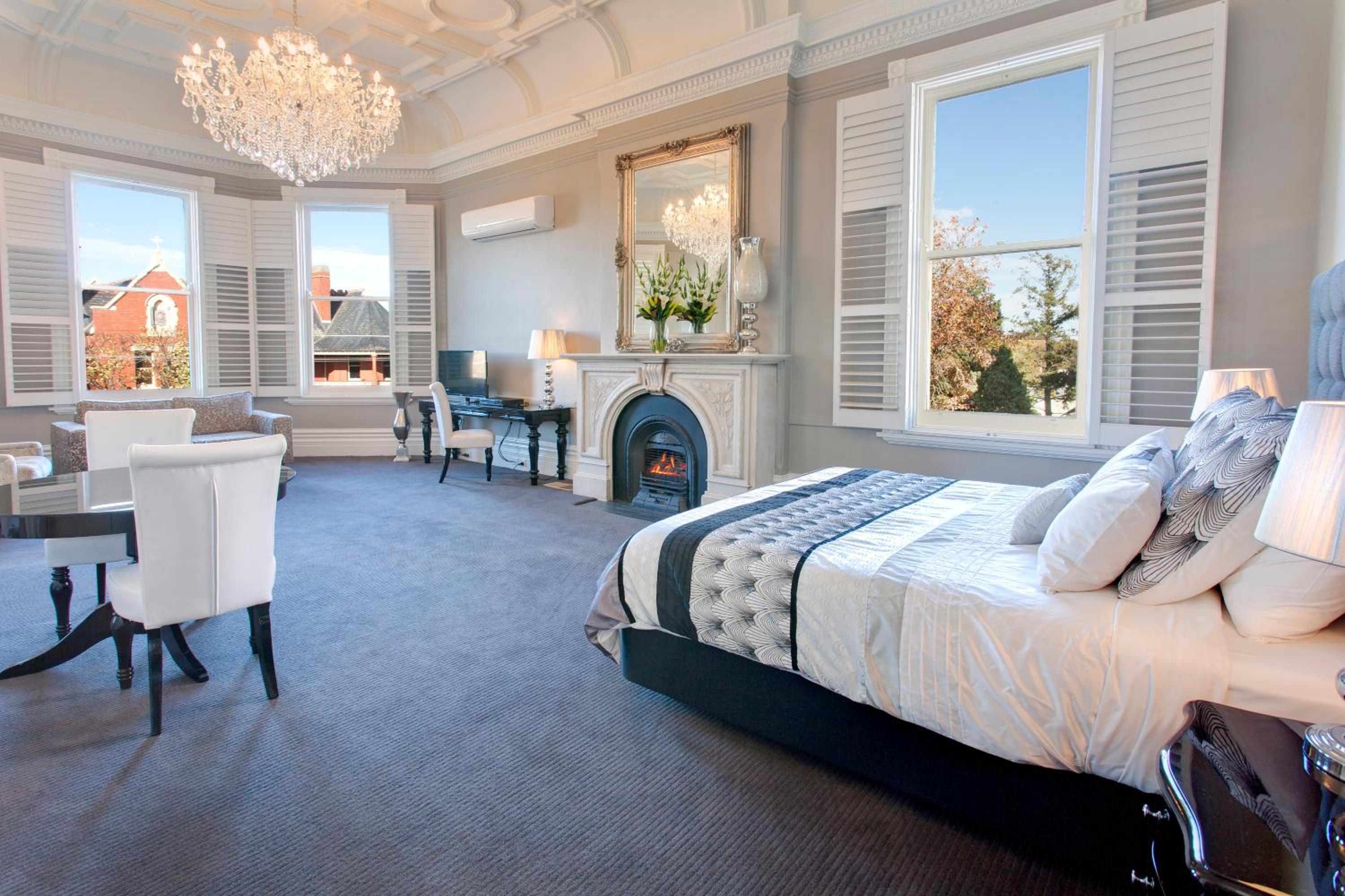 Premier Signature Suite - No.10