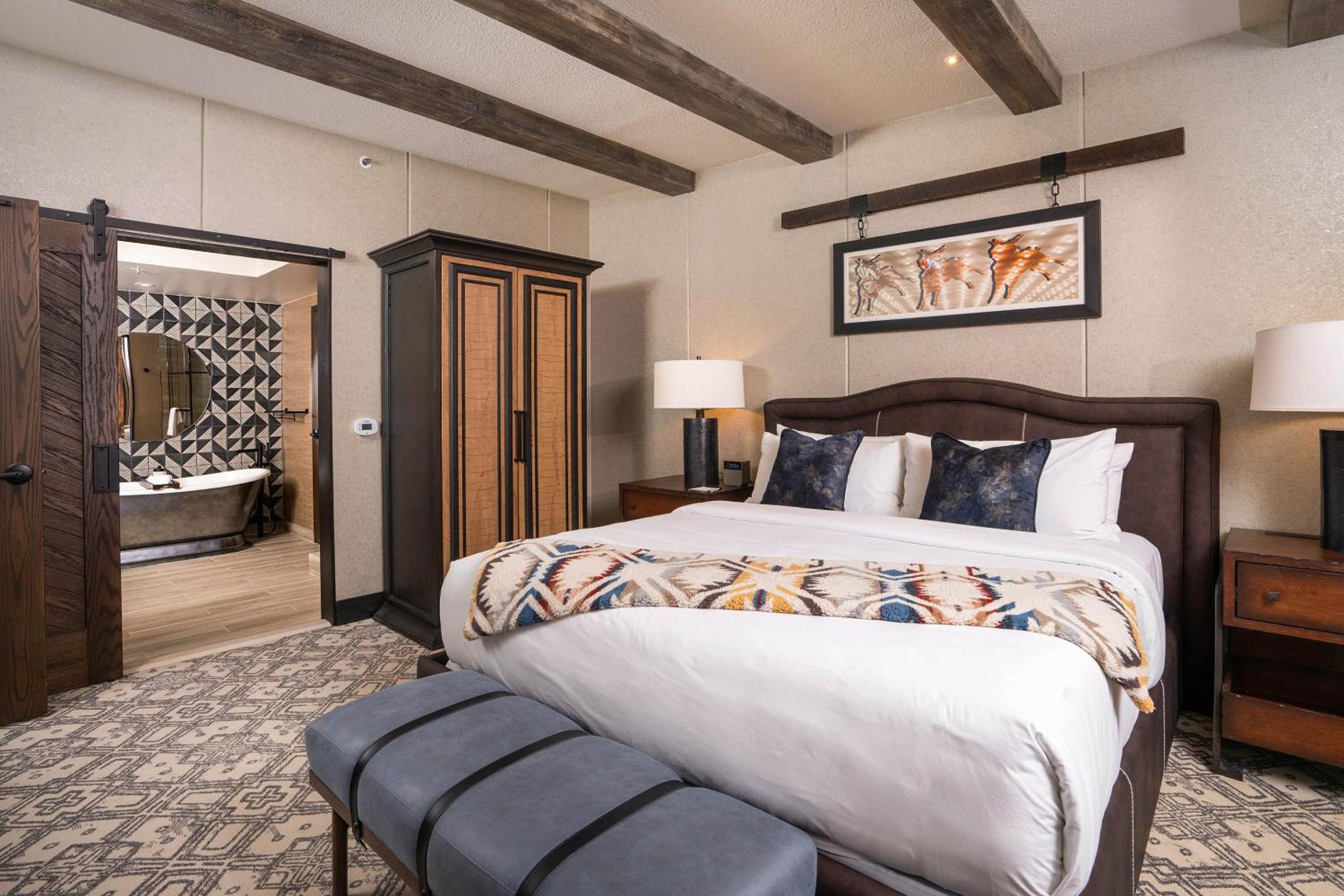 Ranchero Suite - Photo 11