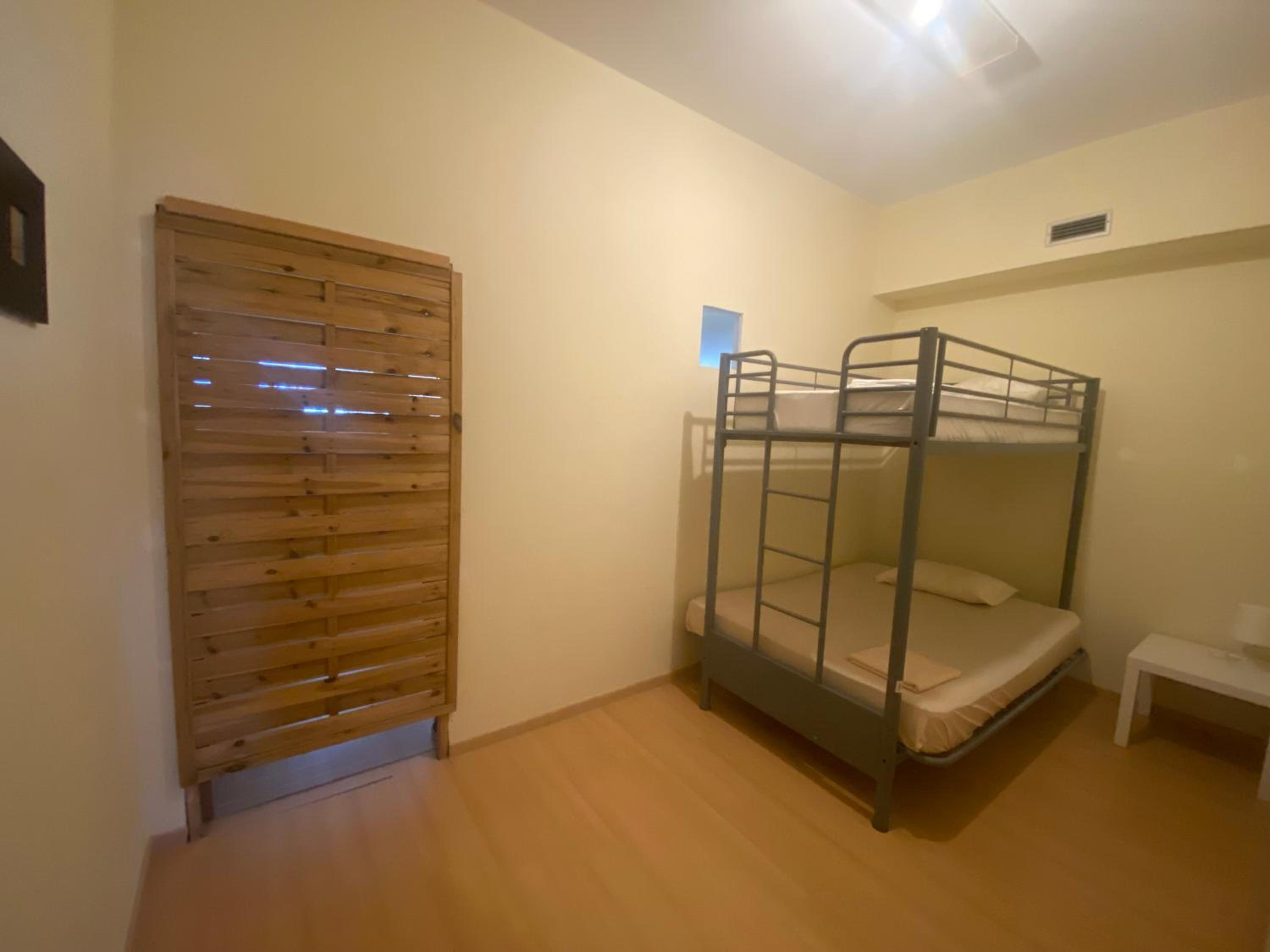 Mixed Dormitory Room photo 1