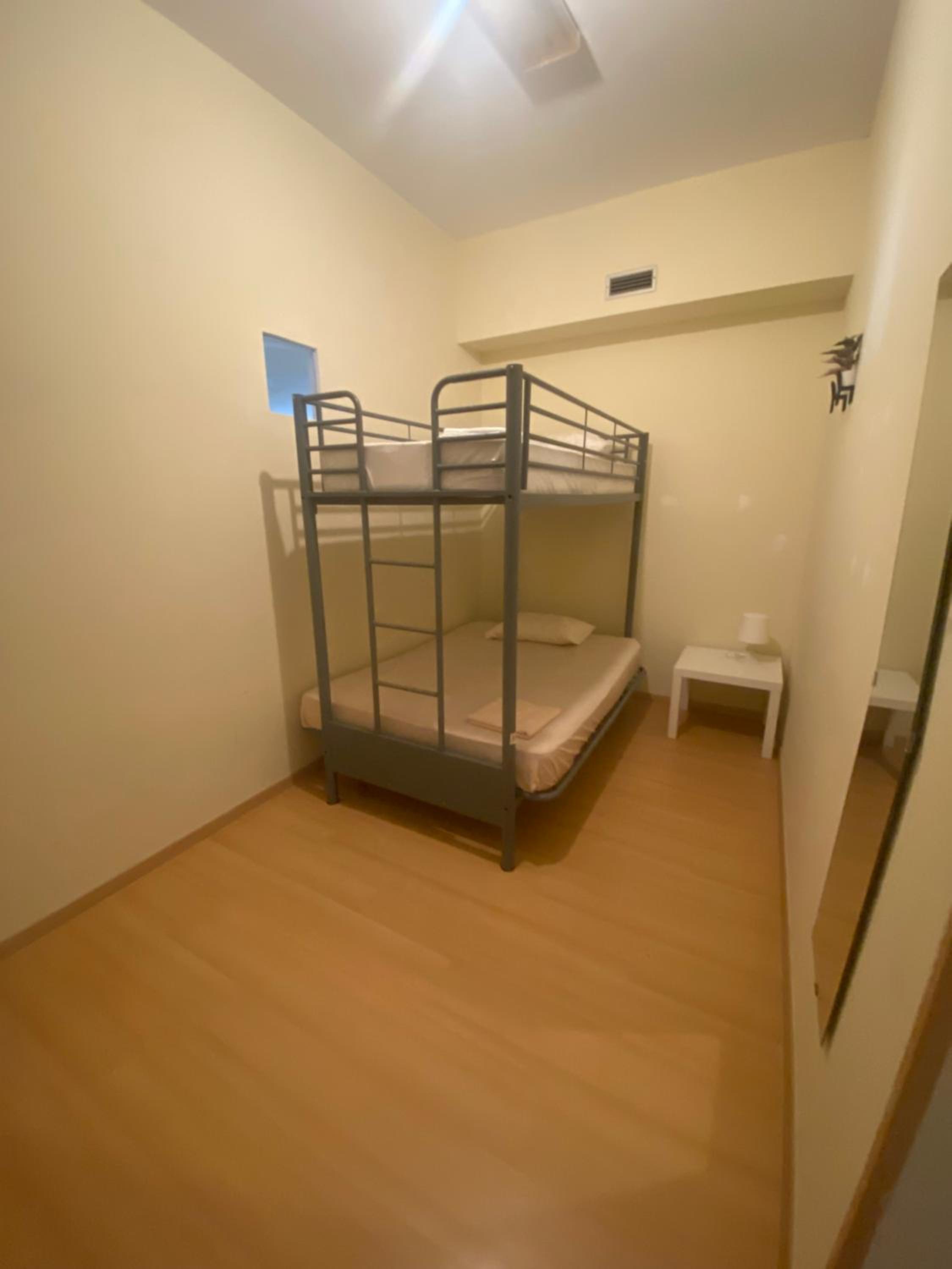 Mixed Dormitory Room photo 2