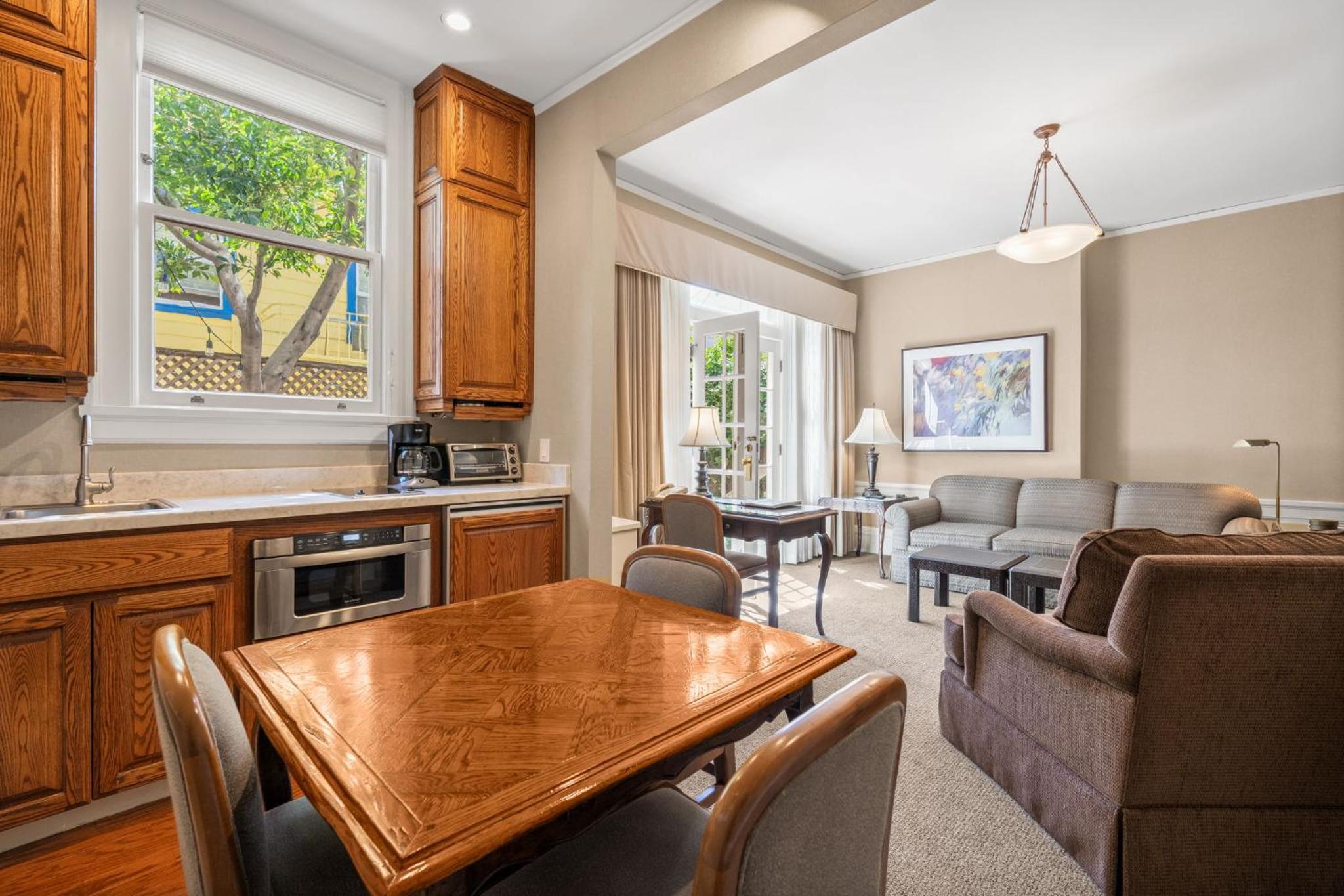 One-Bedroom Apartment with Terrace