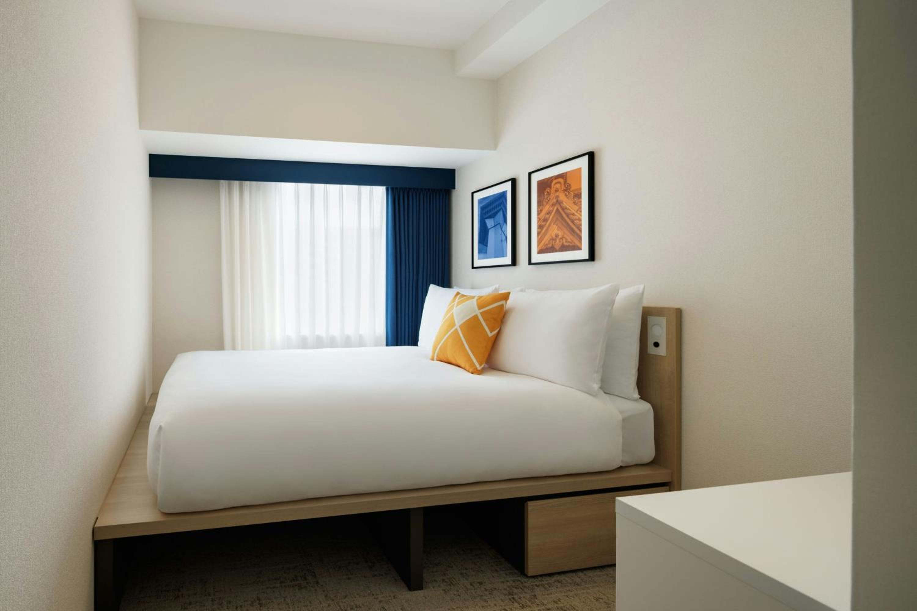Double Room - Non-Smoking - Photo 5