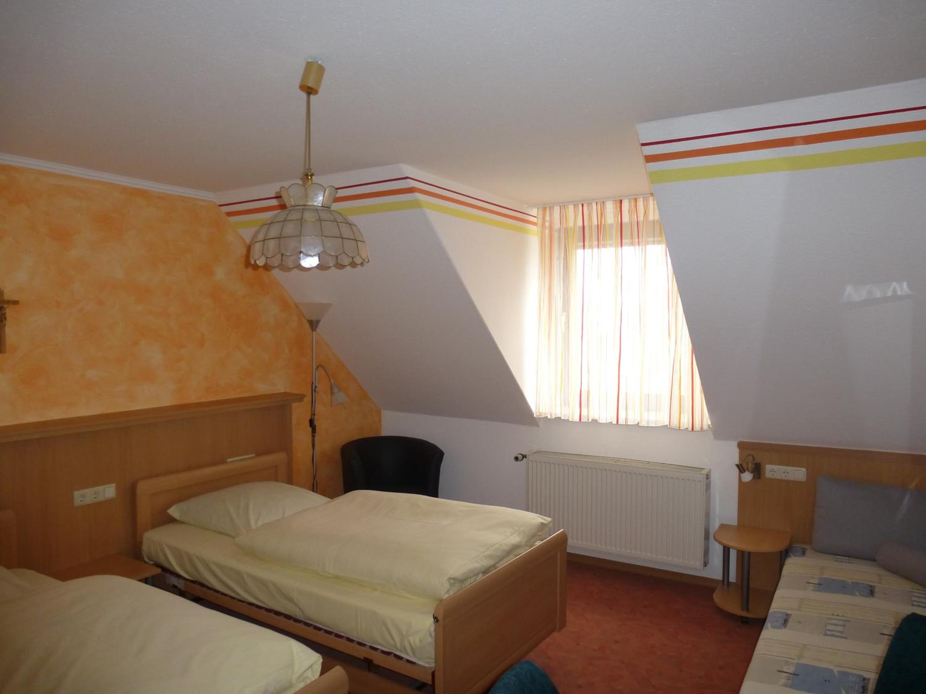 Double Room - Photo 7