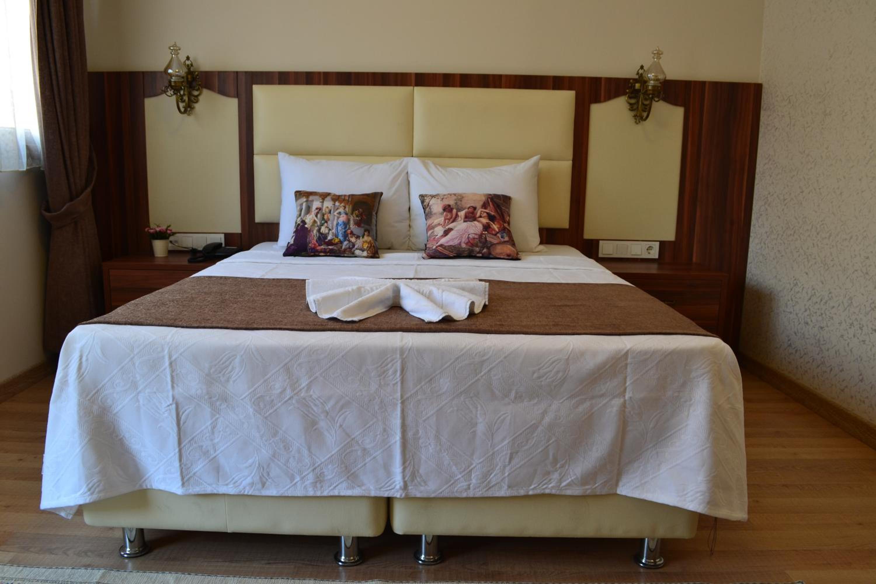 Standard Double Room photo 2