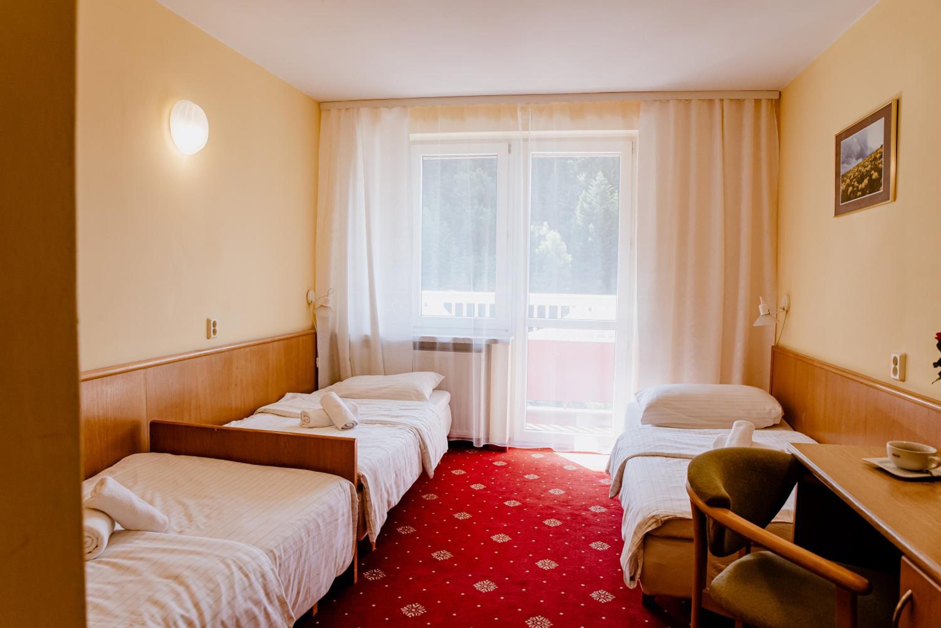 Triple Room - Photo 1