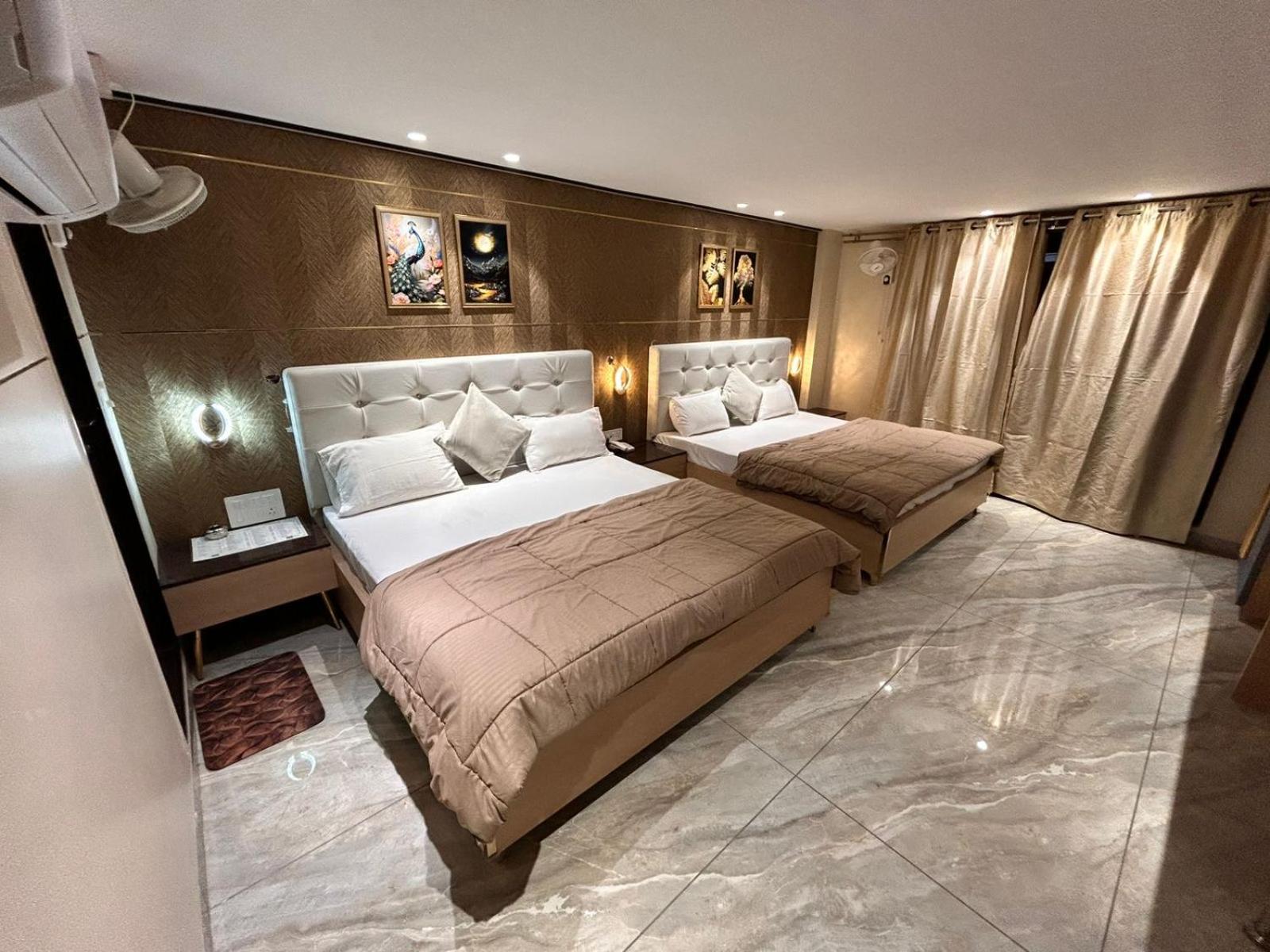 Superior Quadruple Room photo 3