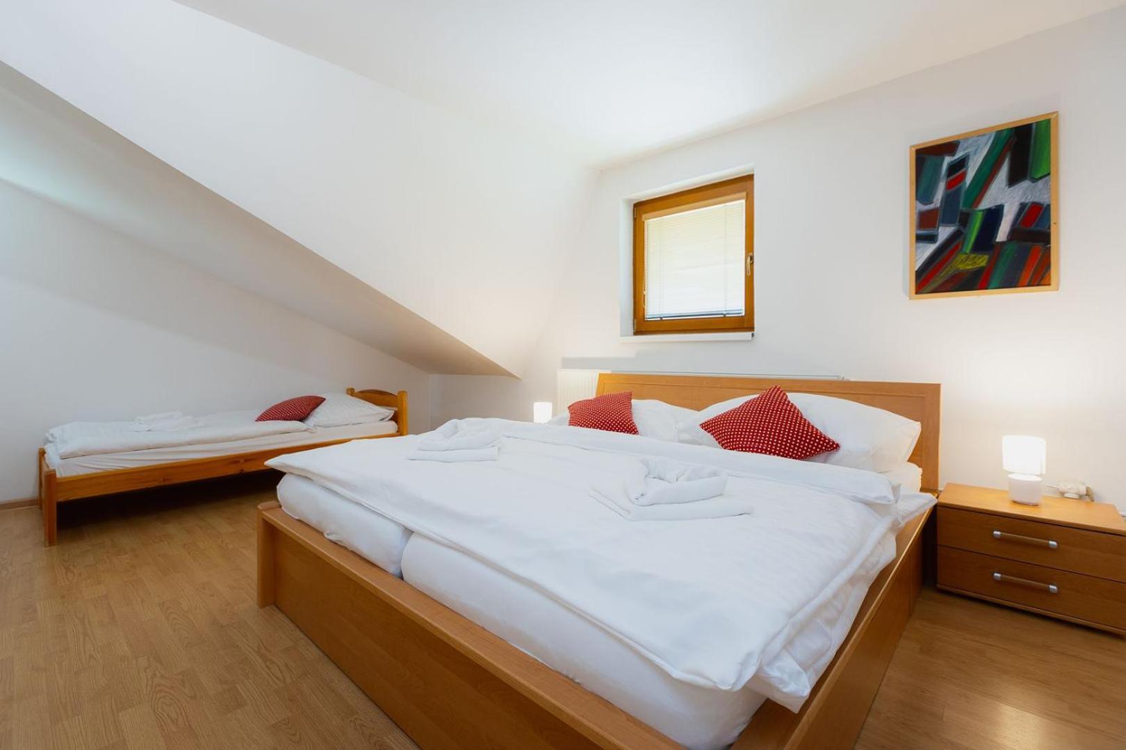 Deluxe Triple Room photo 3
