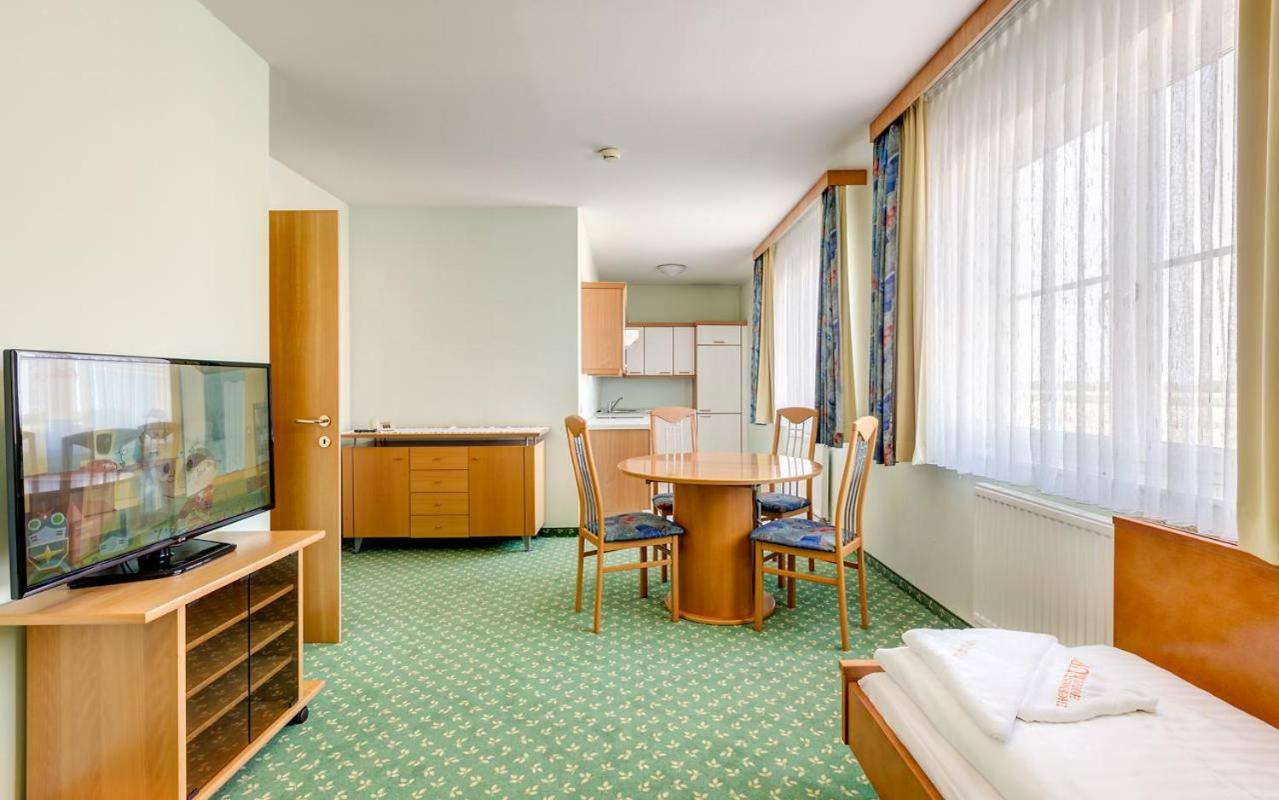Family Suite photo 3