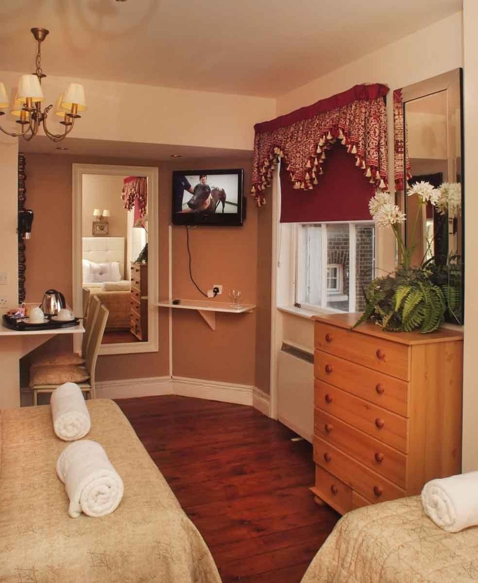 Standard Triple Room photo 3