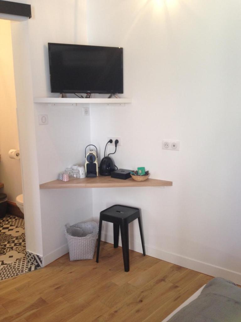 Double Room - Photo 14