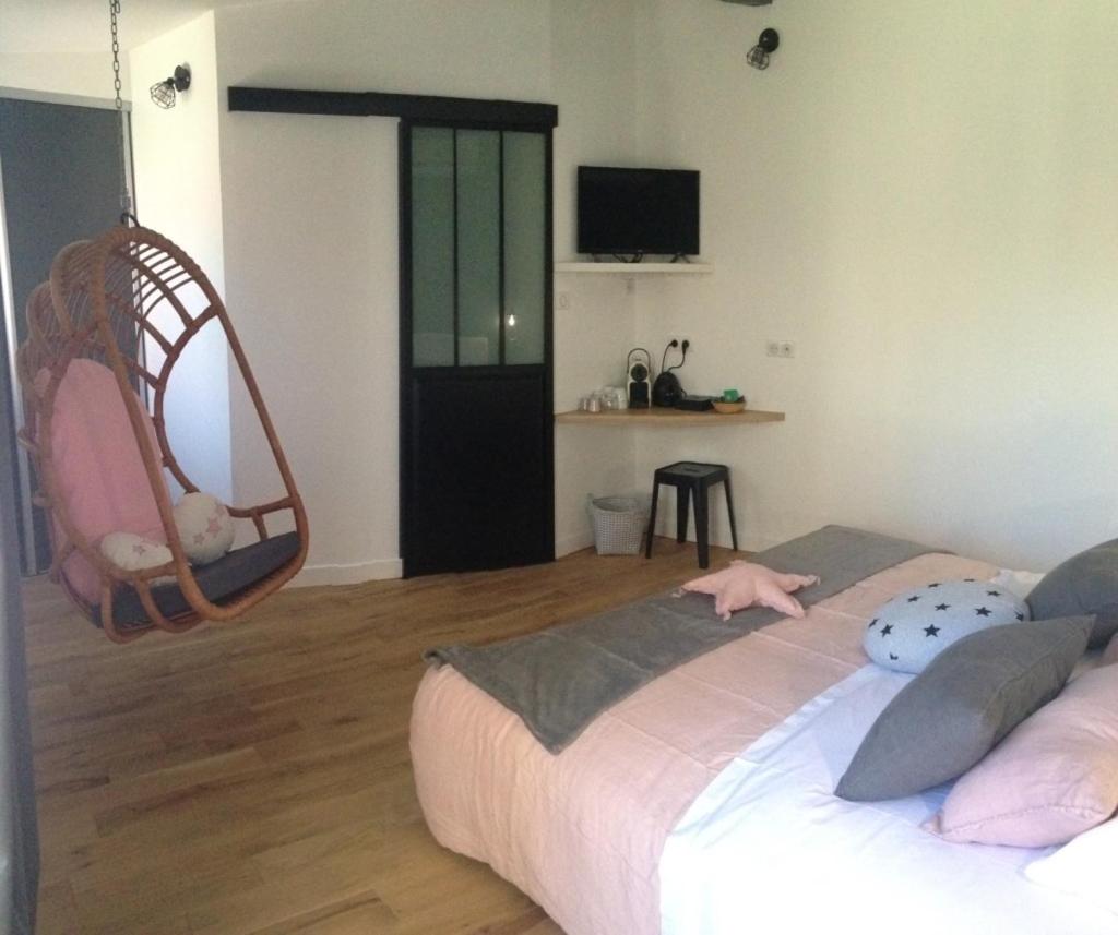 Double Room - Photo 19