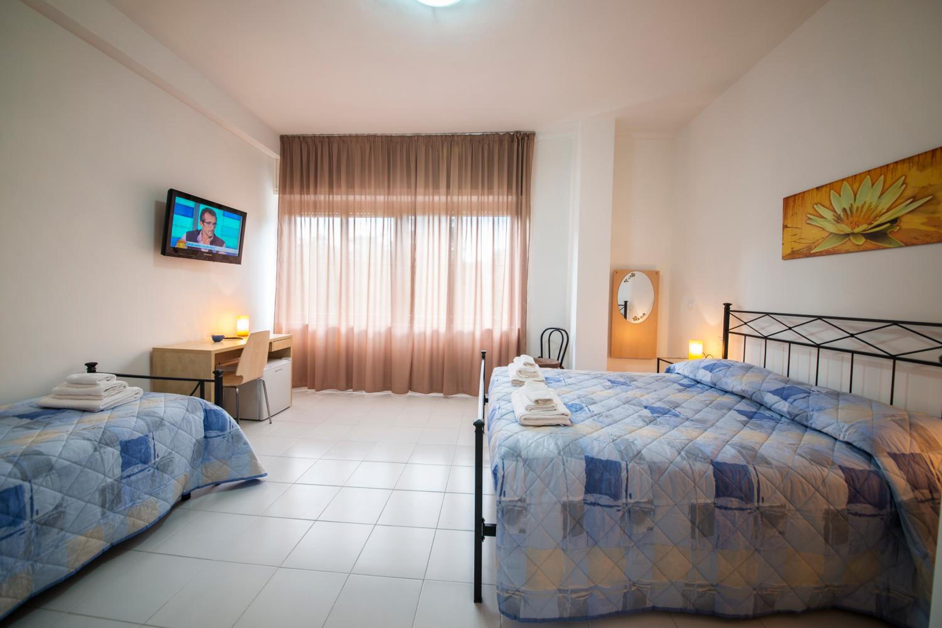 Double or Twin Room photo 1