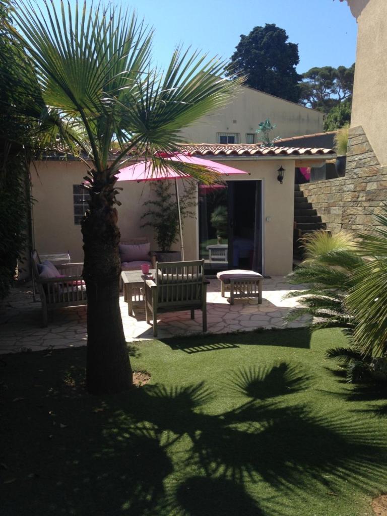 Double Room - Photo 9