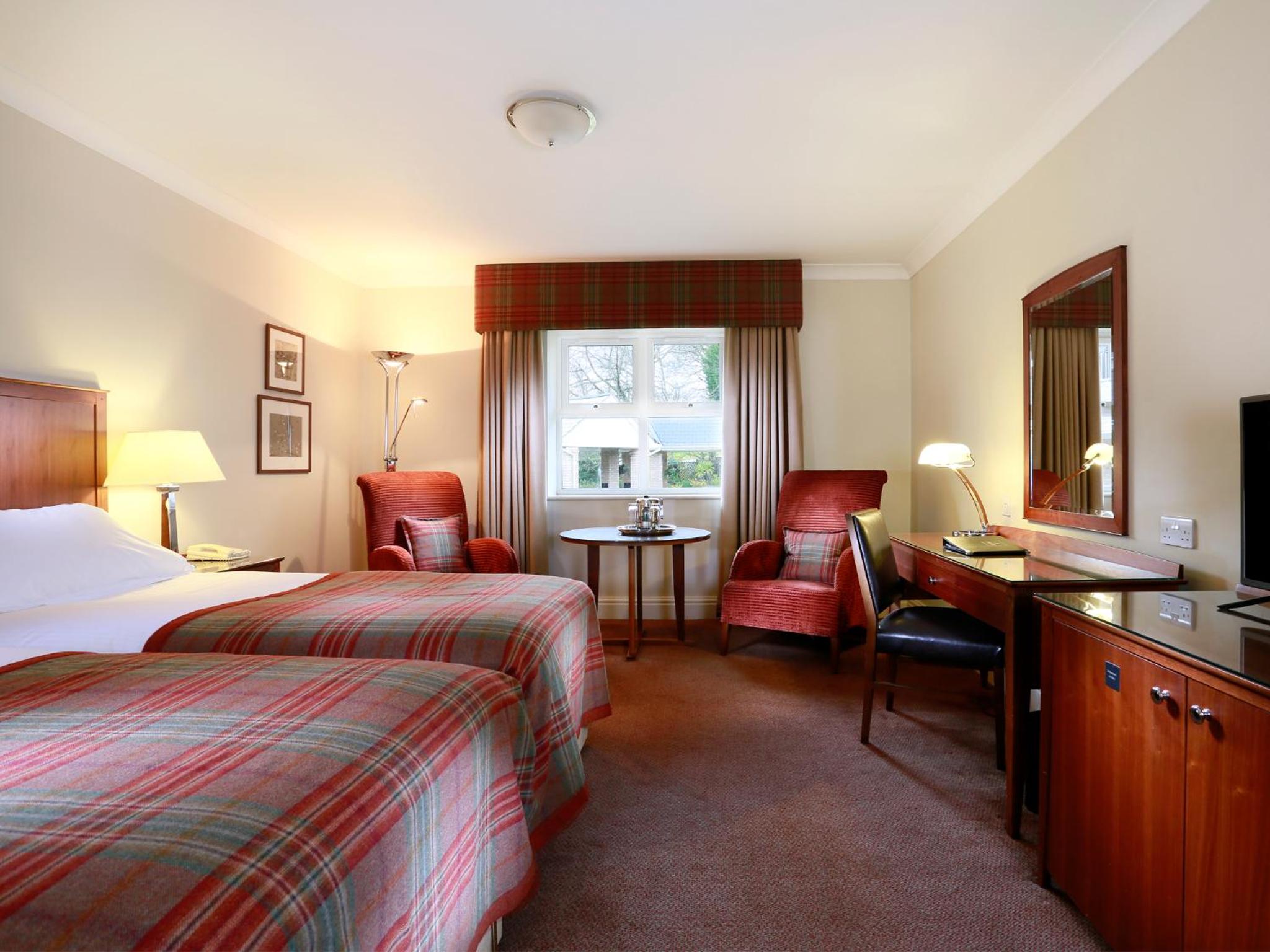 Standard King Room - Photo 2