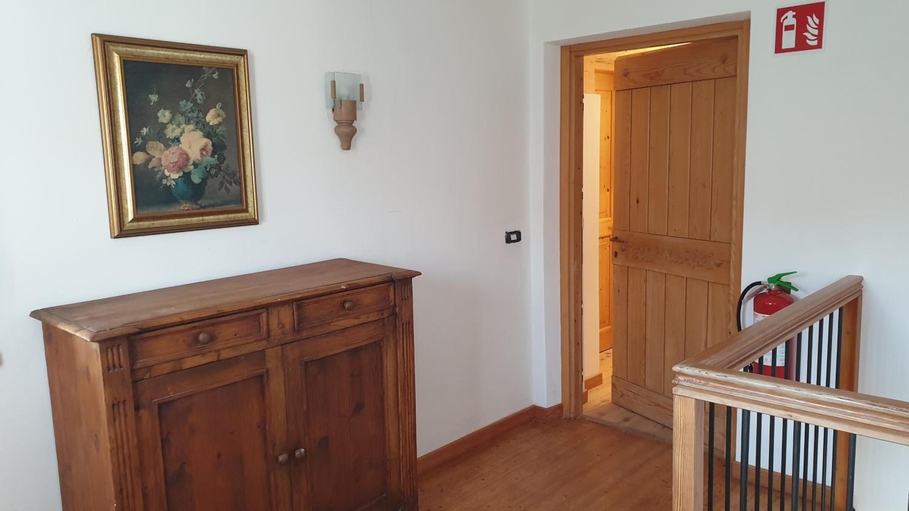 Studio Apartment with One Double Bed photo 3
