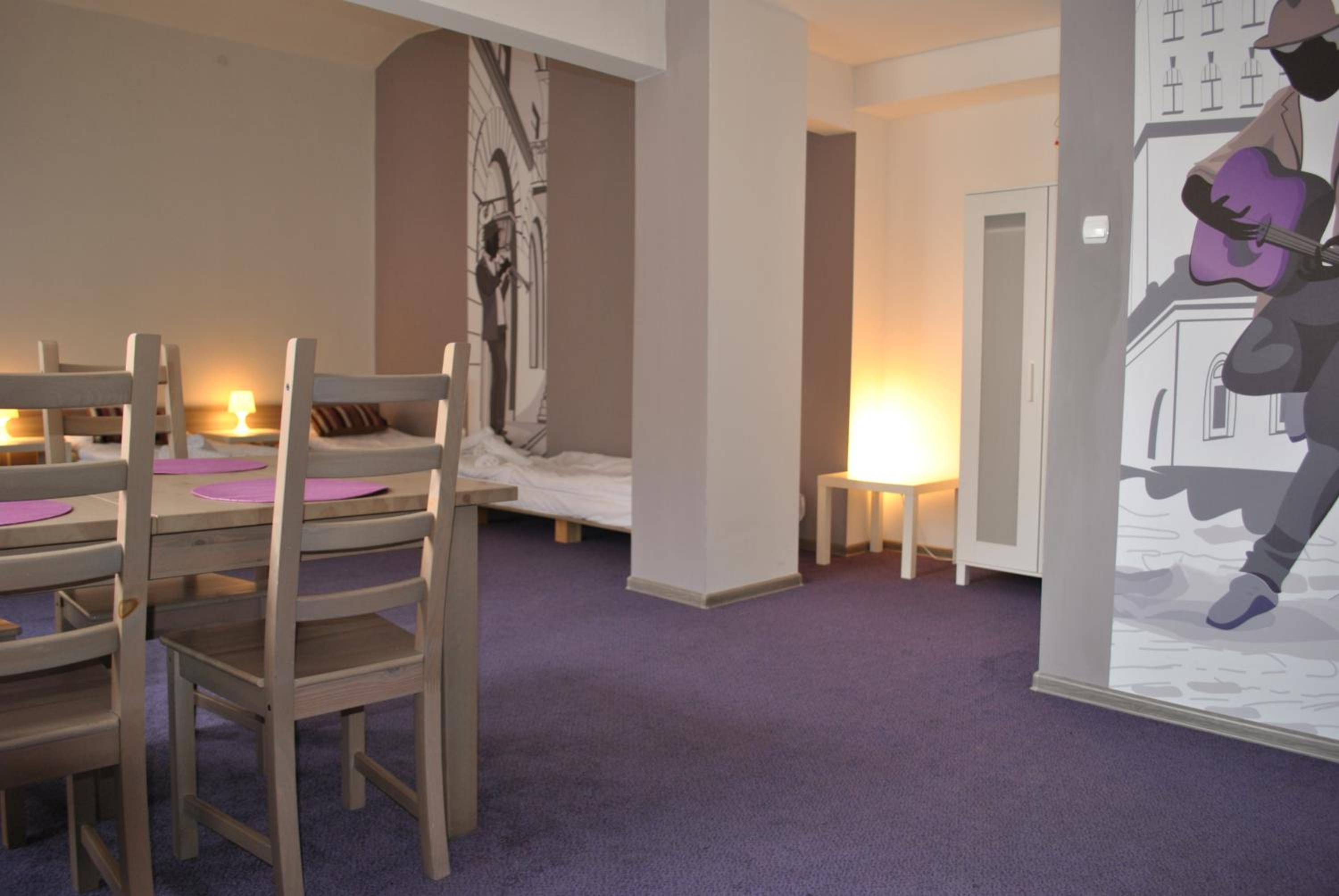 Basic Quadruple Room - Photo 6
