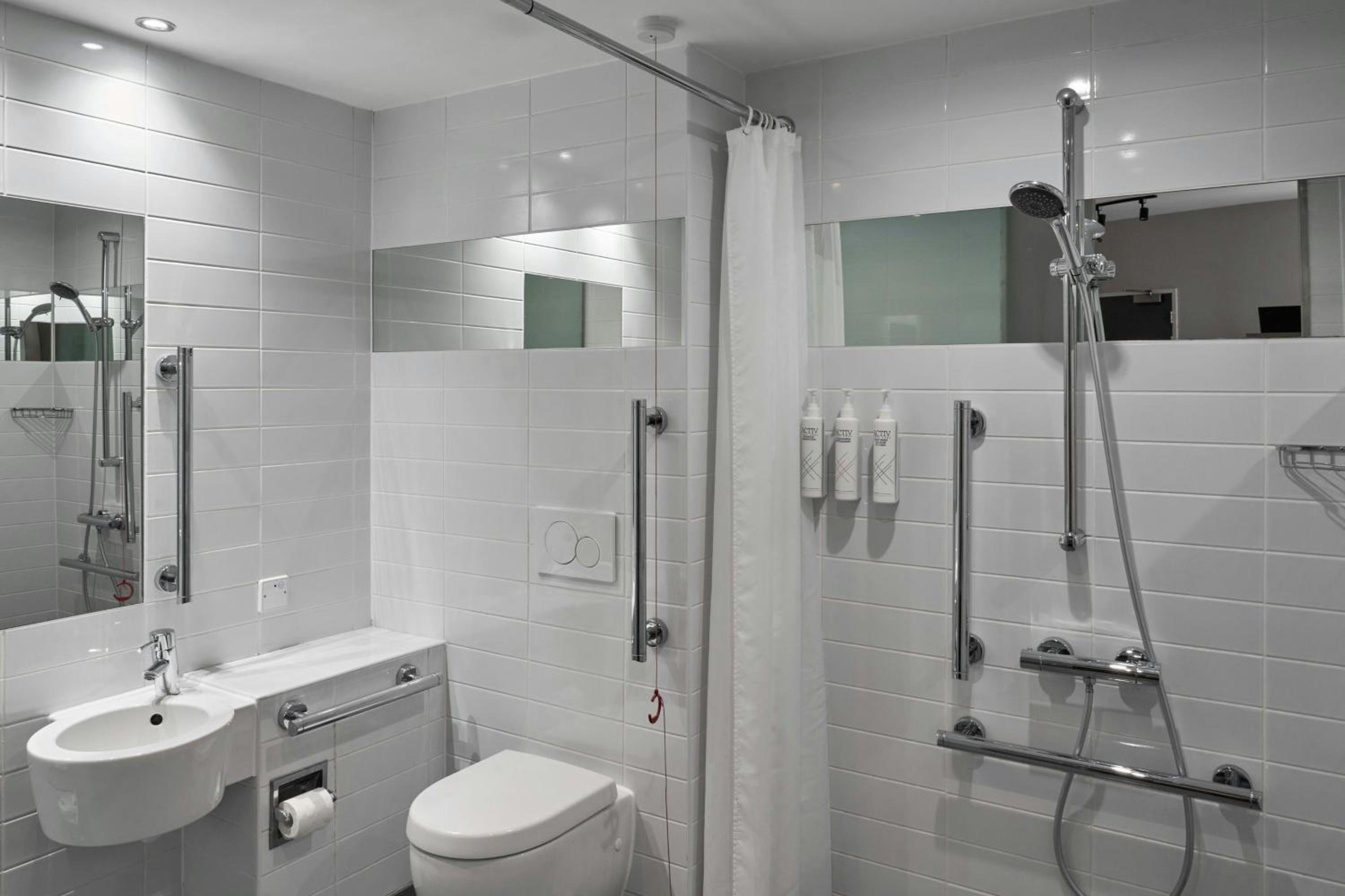 Standard Double Room - Photo 5