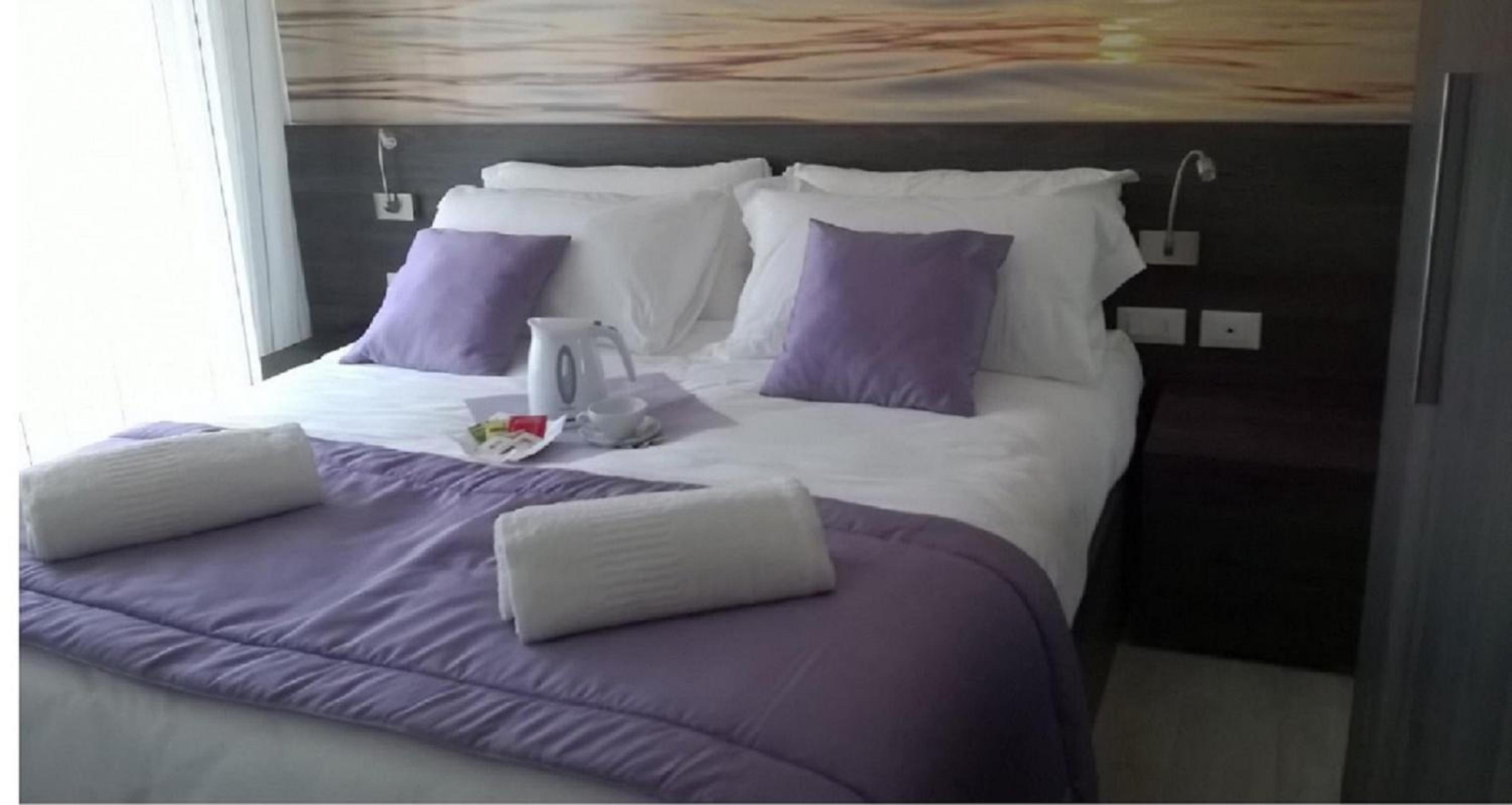Superior Small Room with Balcony - Photo 3