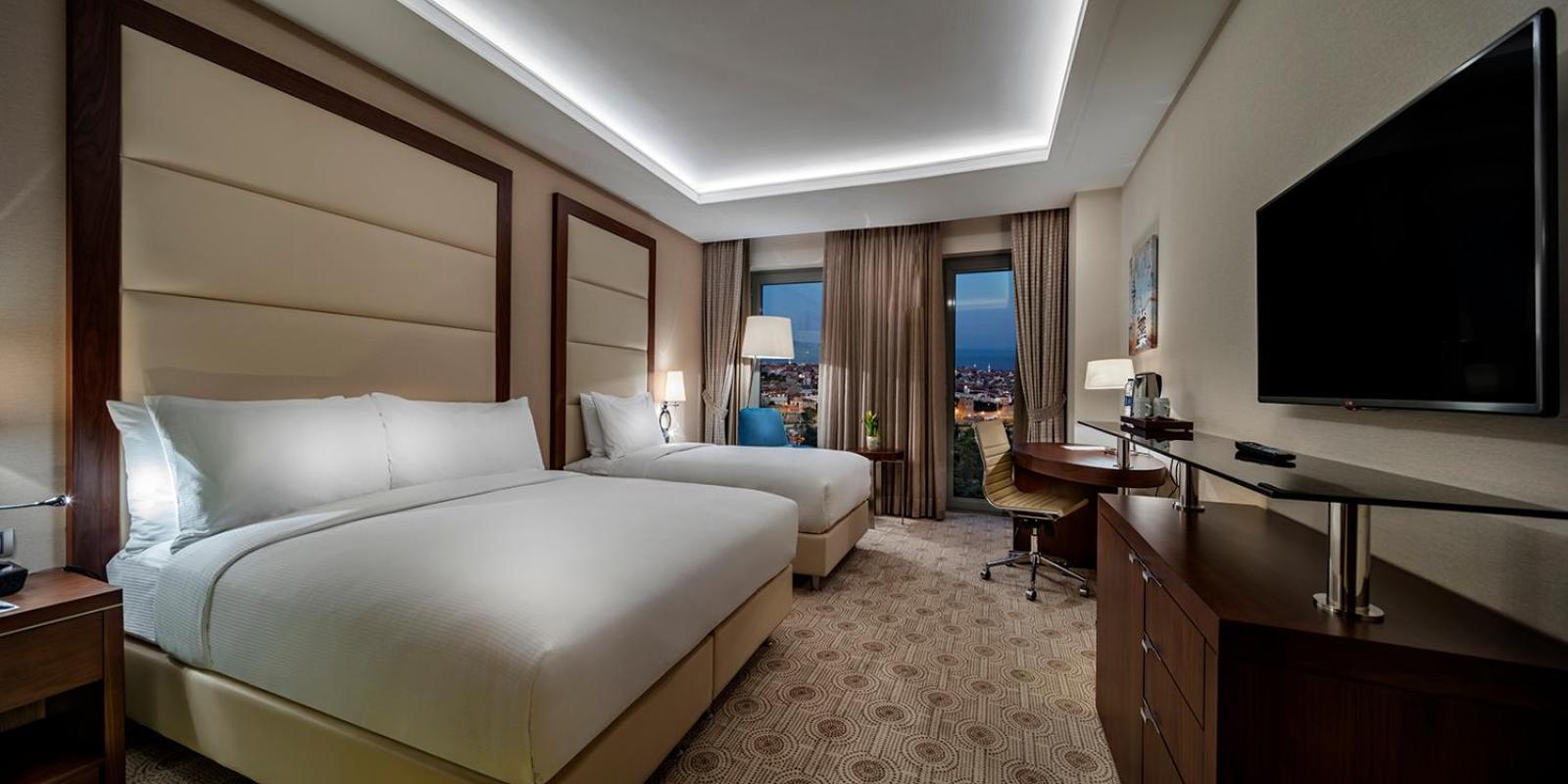 Deluxe Family Room with Sea View